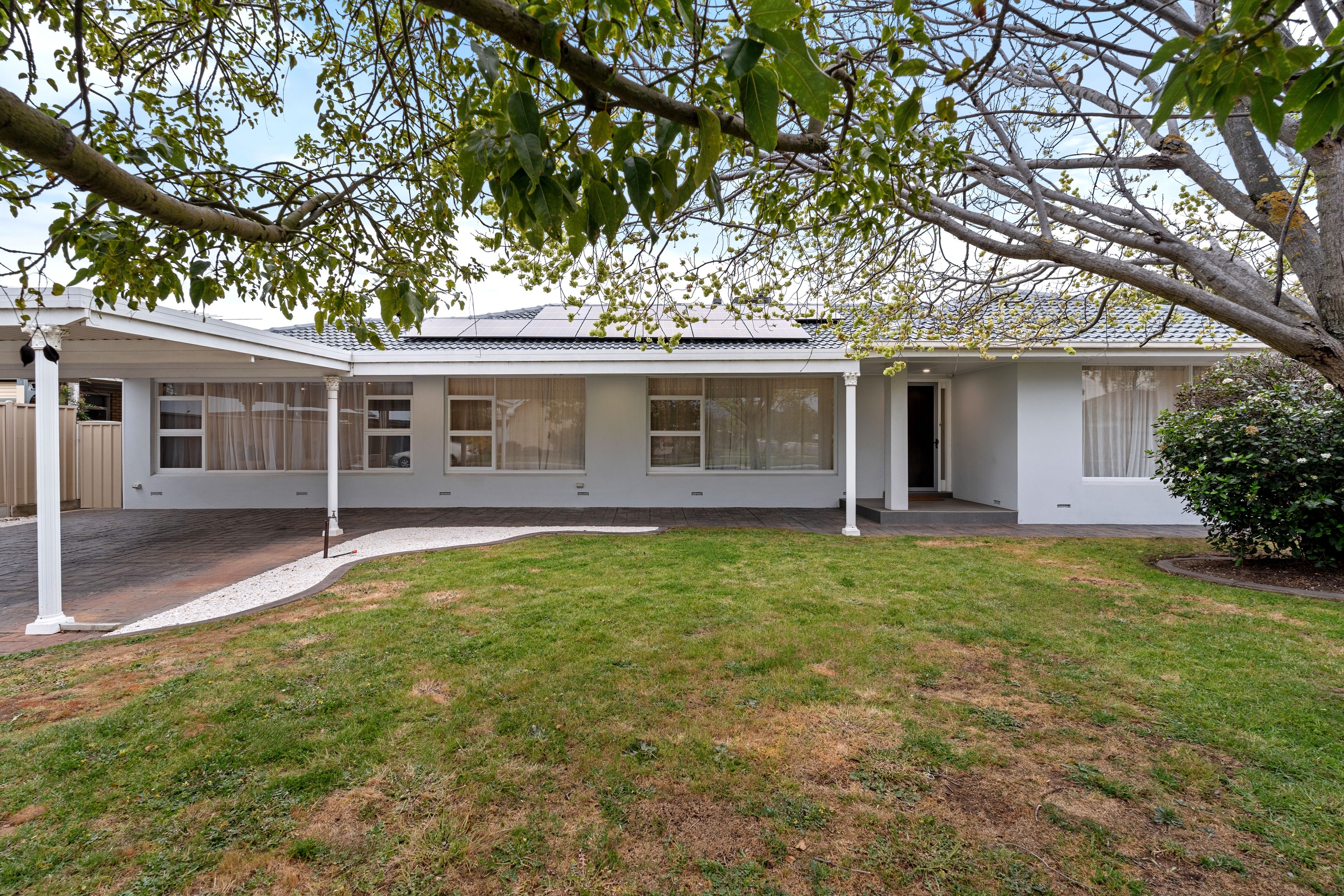 4 Saratoga Drive, Novar Gardens, SA 5040