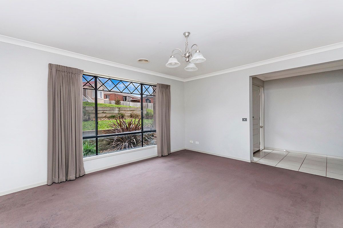 27 Adriana Crescent, Warrnambool, VIC 3280