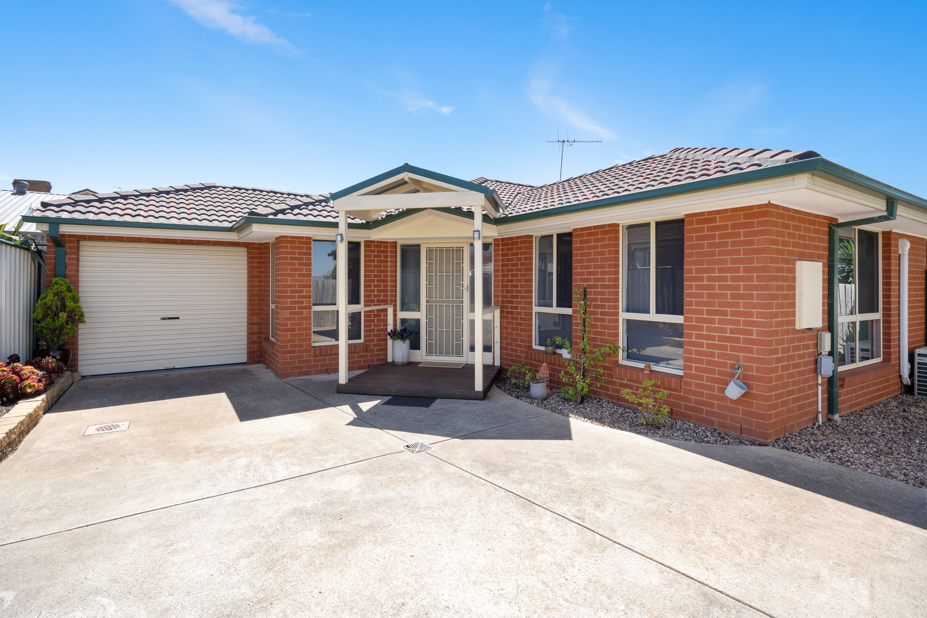 100 Underbank Boulevard, Bacchus Marsh VIC 3340