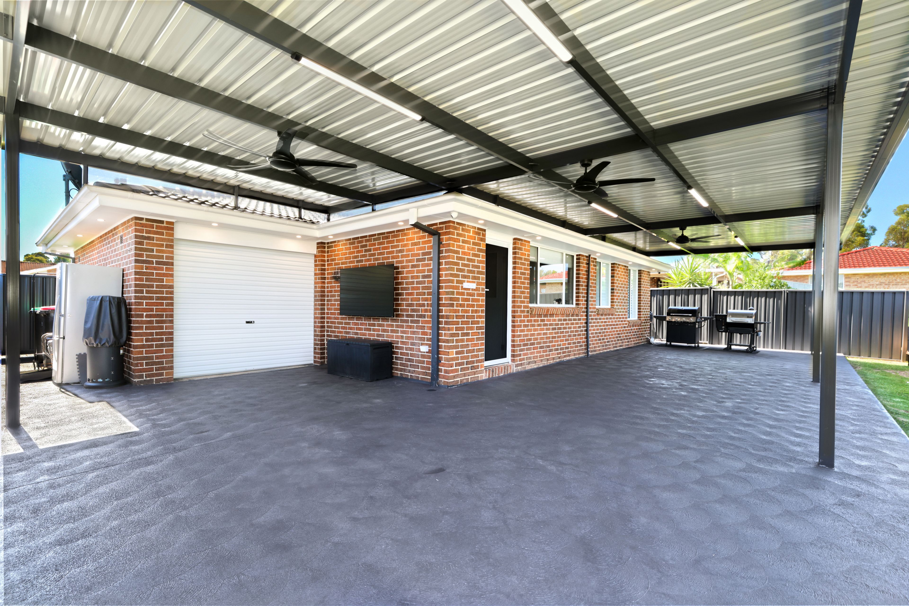 4 Salford Street, St Clair, NSW