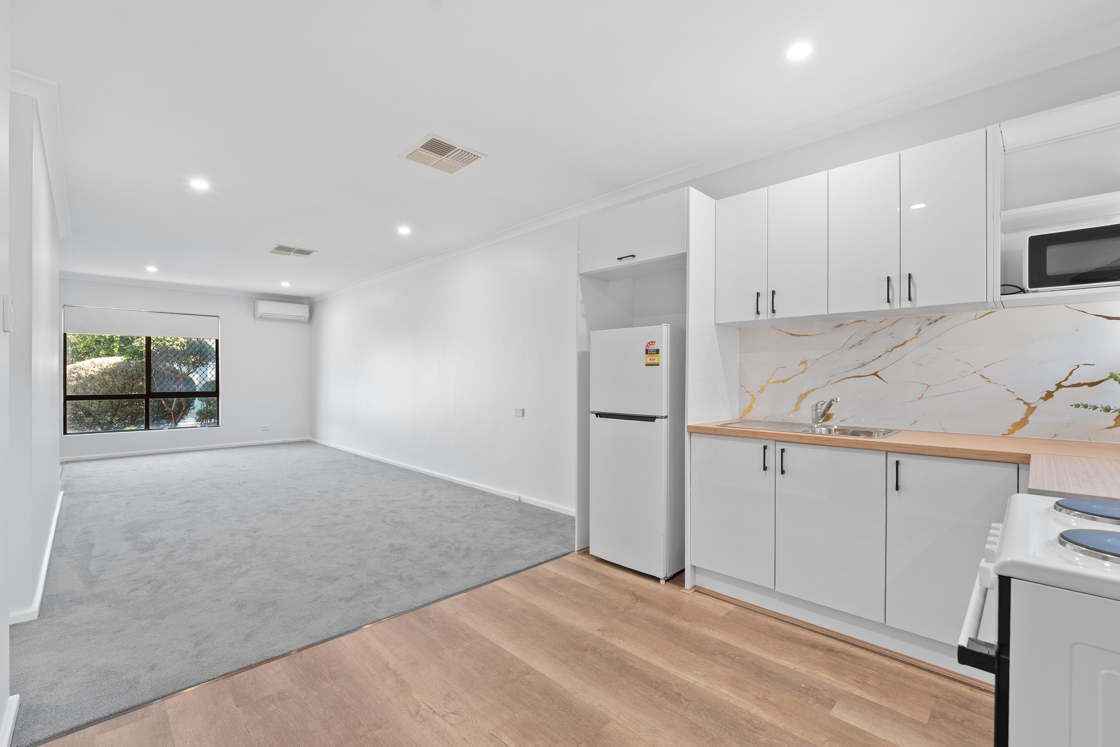 5/4 Merope Close, Rockingham, WA 6168