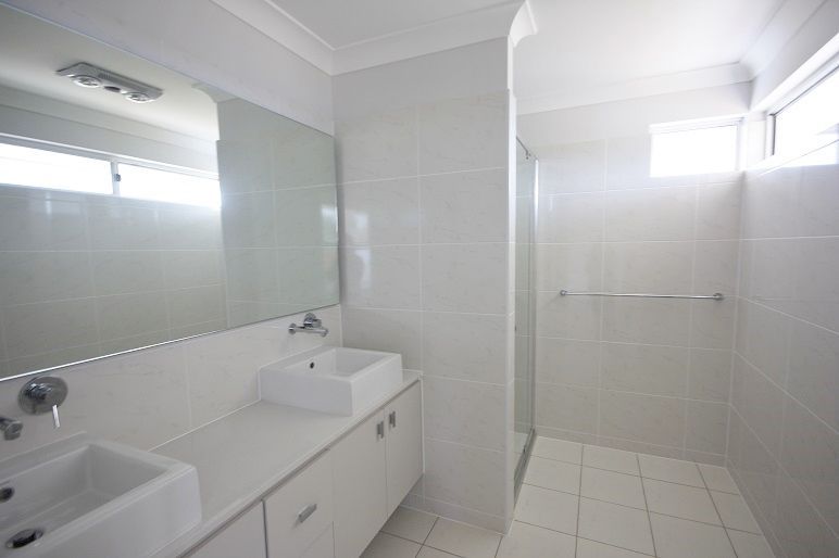 8 Ossa Place, Minto, NSW 2566