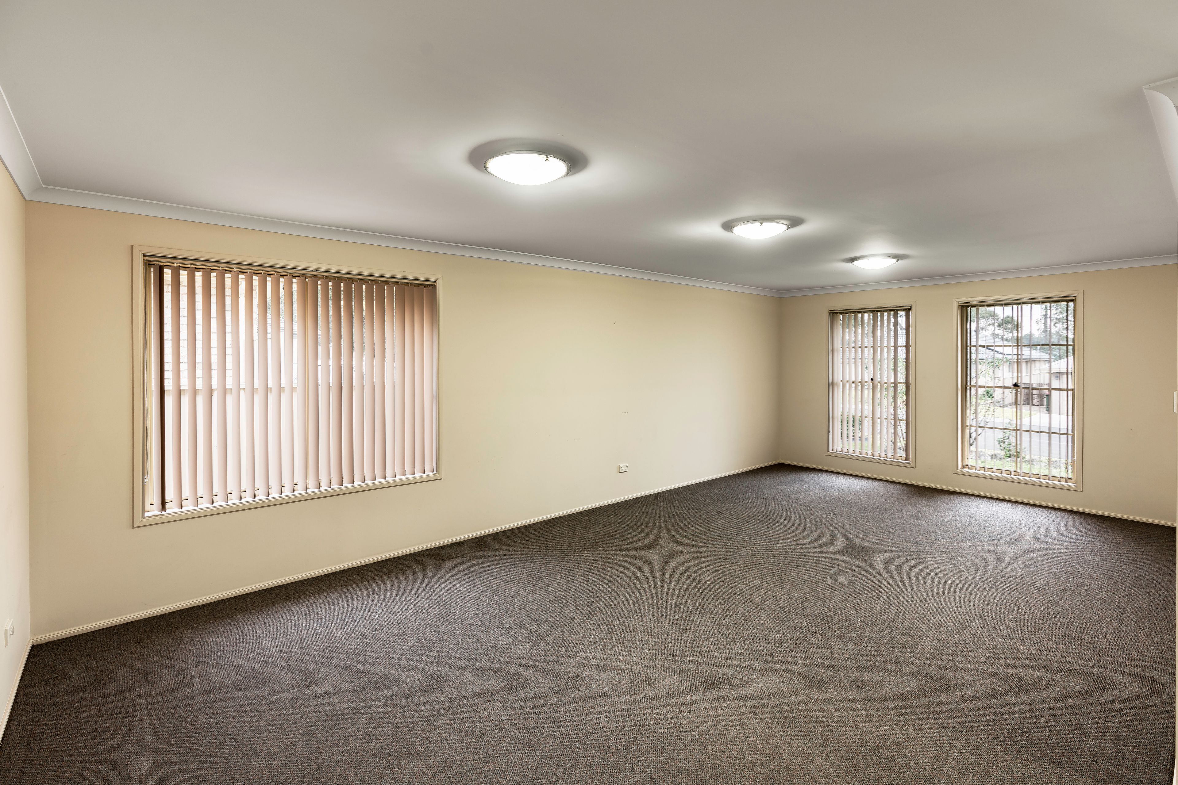 77 Bowerbird Street, South Nowra, NSW 2541