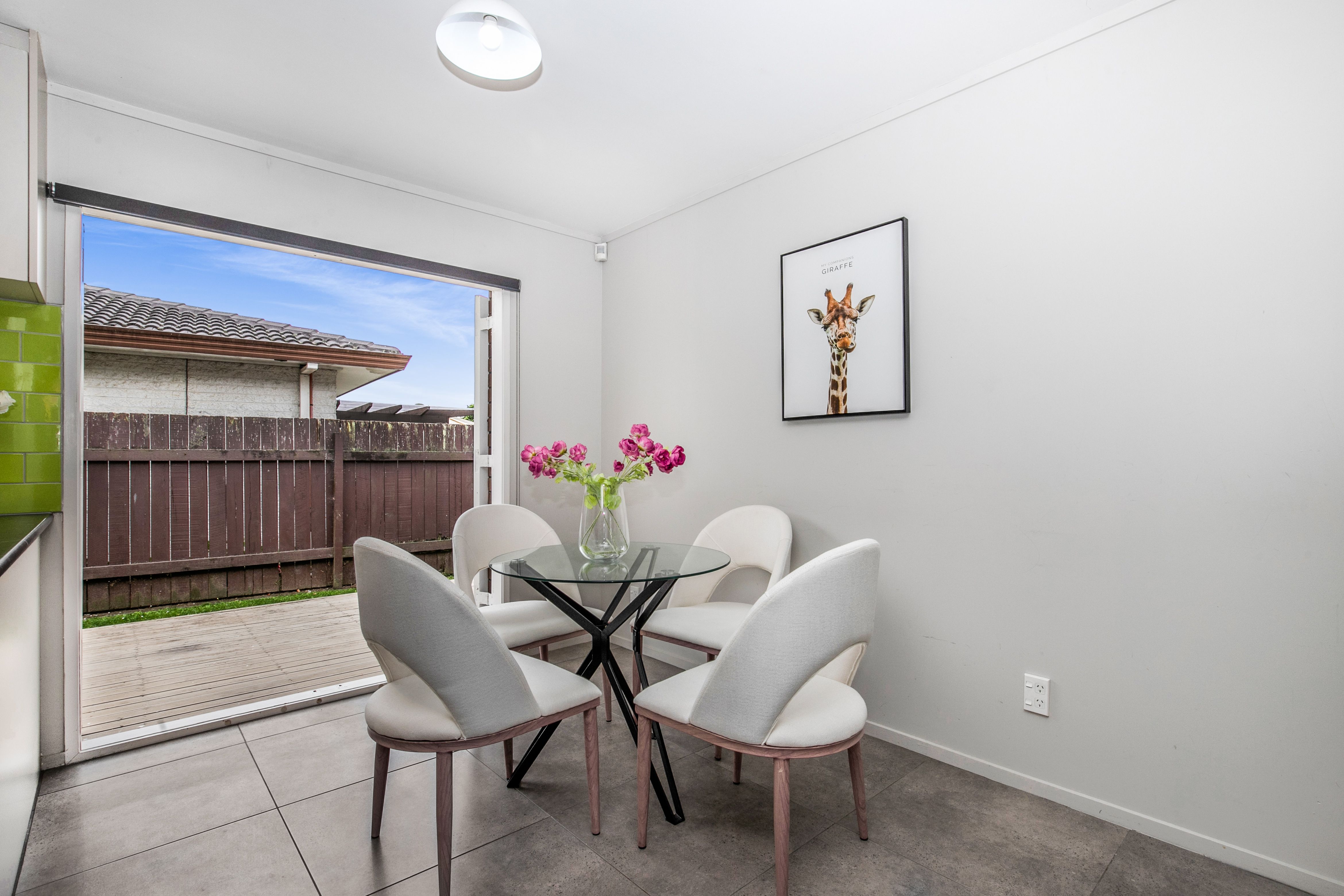 2/32 Beaumaris Way, Conifer Grove, Manukau City