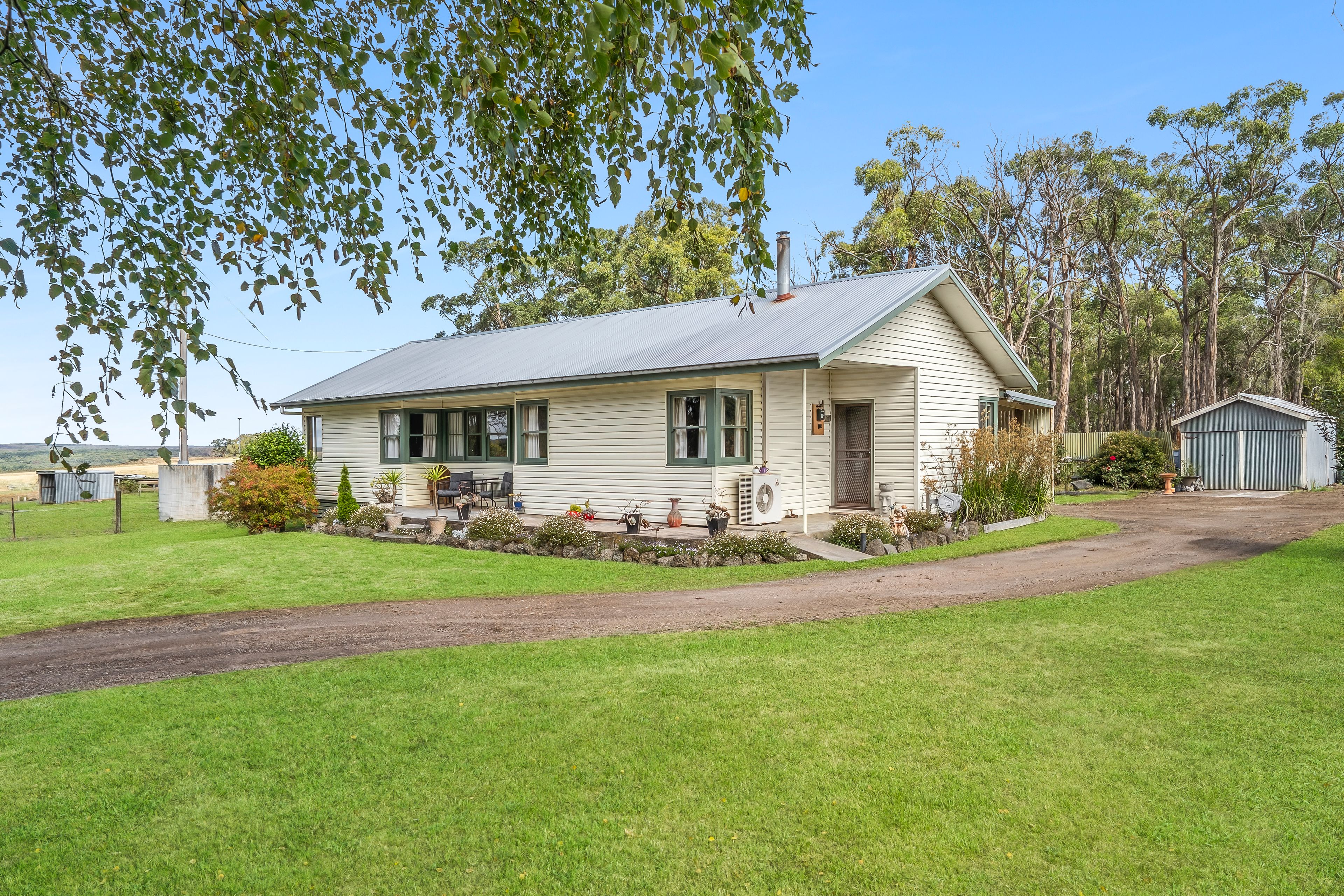 150 Flannagans Road, Irrewillipe East, VIC 3249