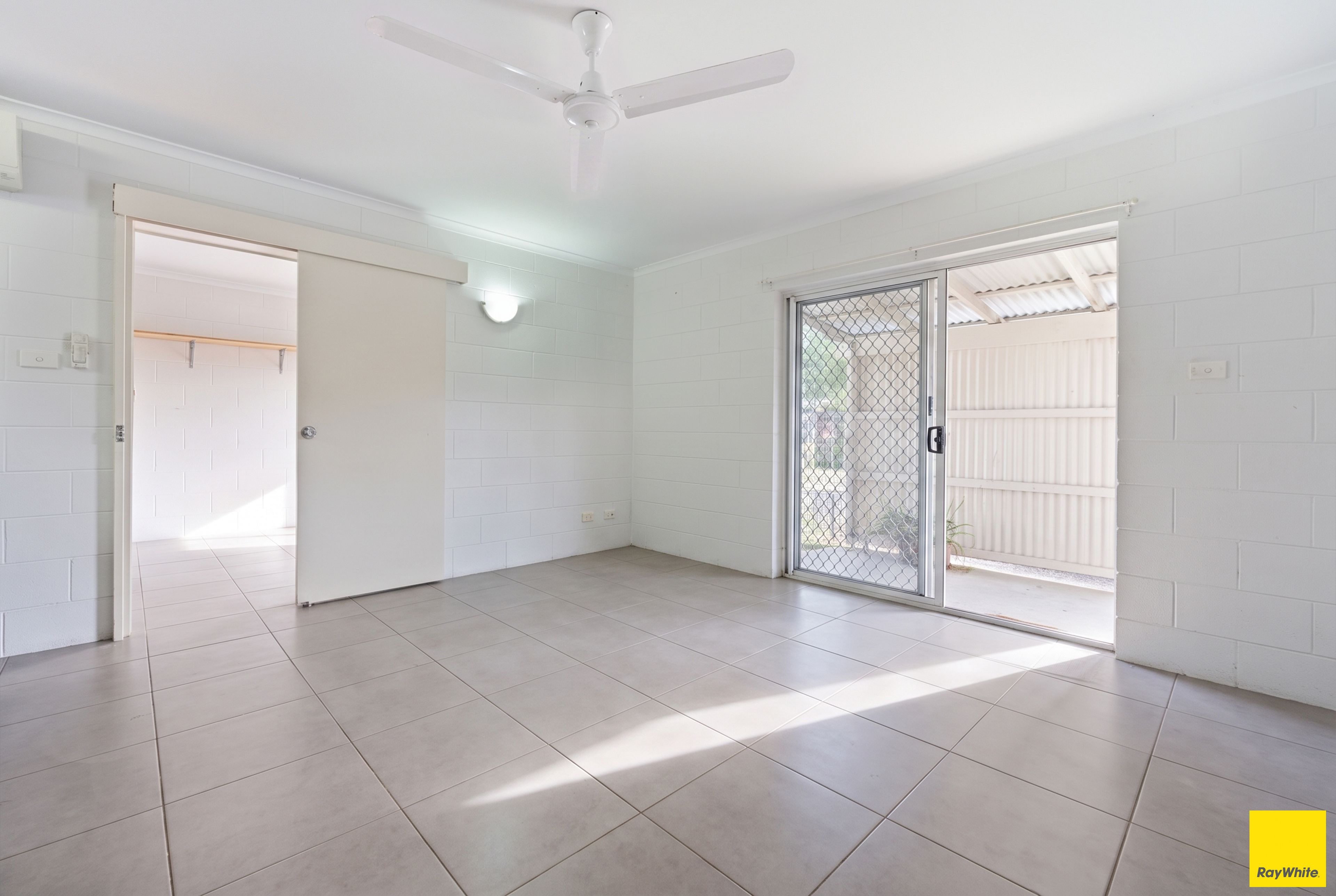 37 Alberta Drive — photo 5 of 24