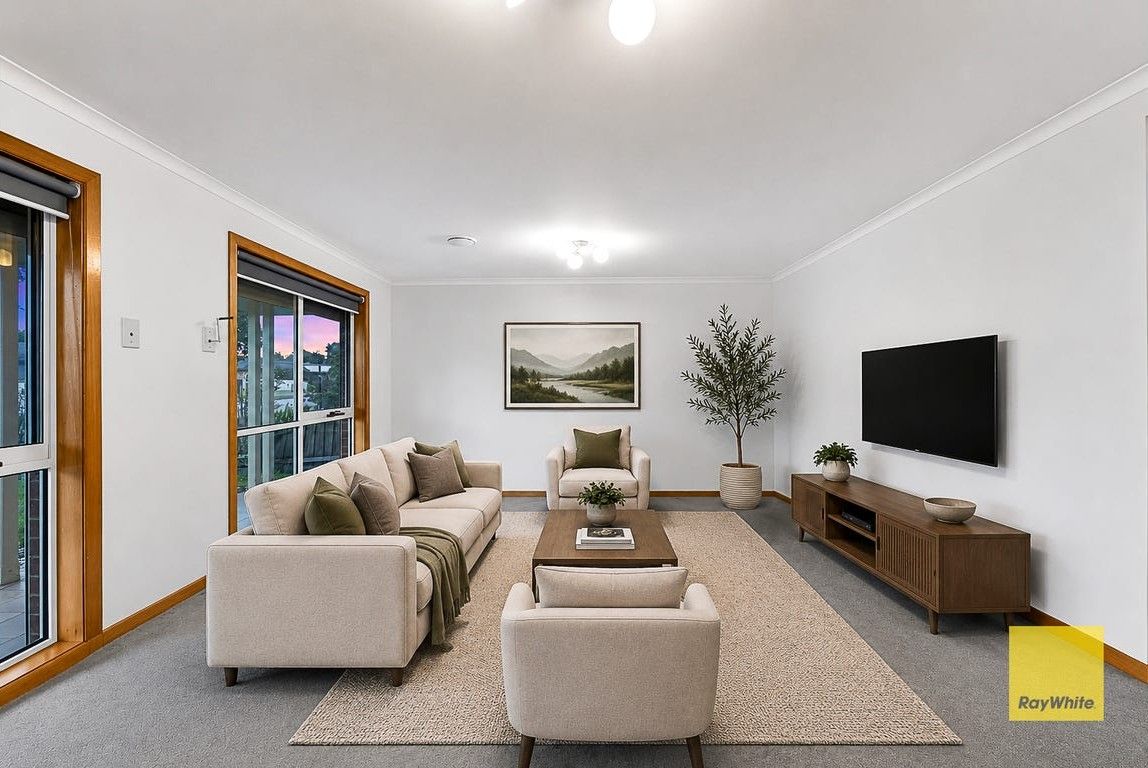 10 Doris Drive — photo 3 of 22