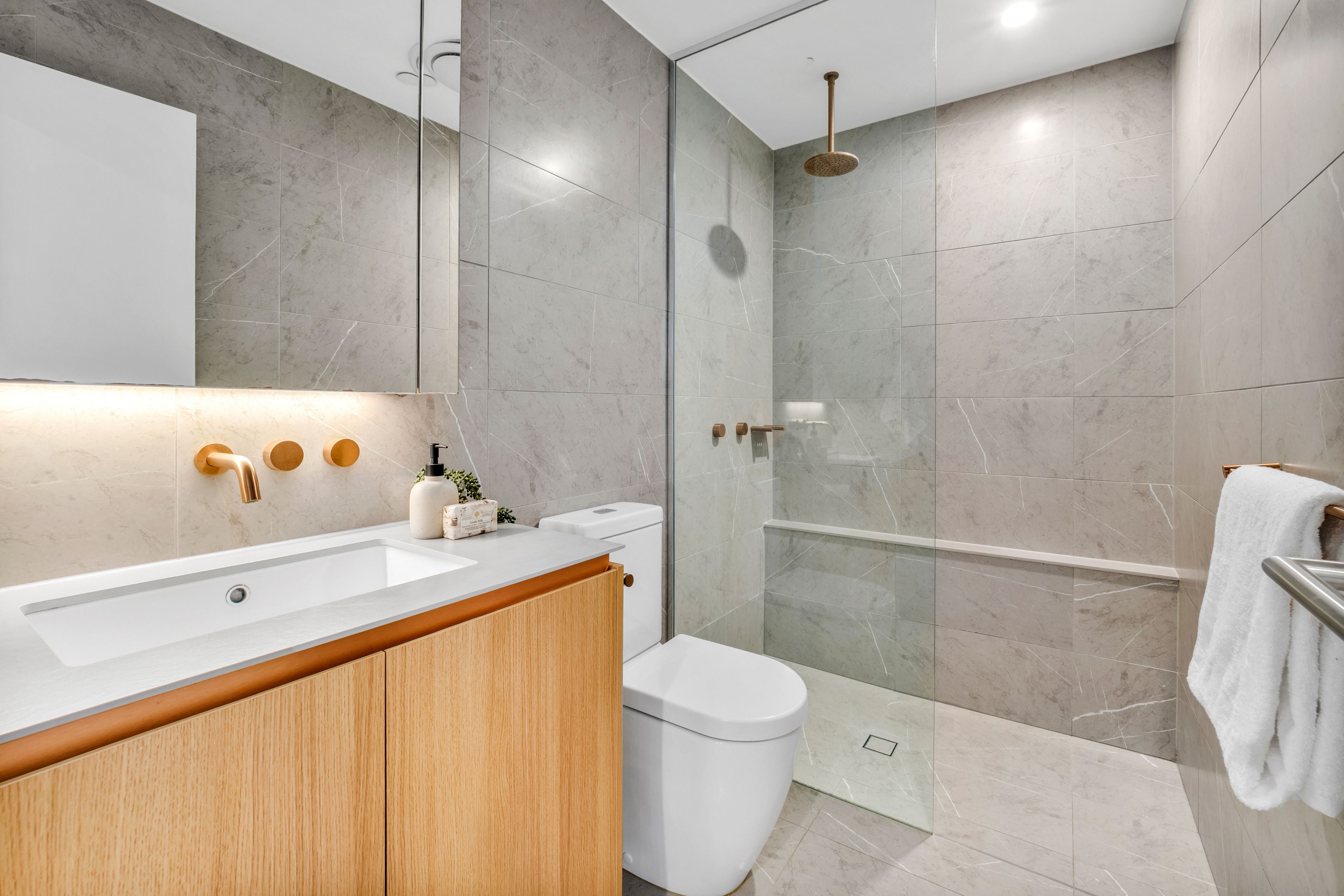 404/66 Lambert Street — photo 11 of 17