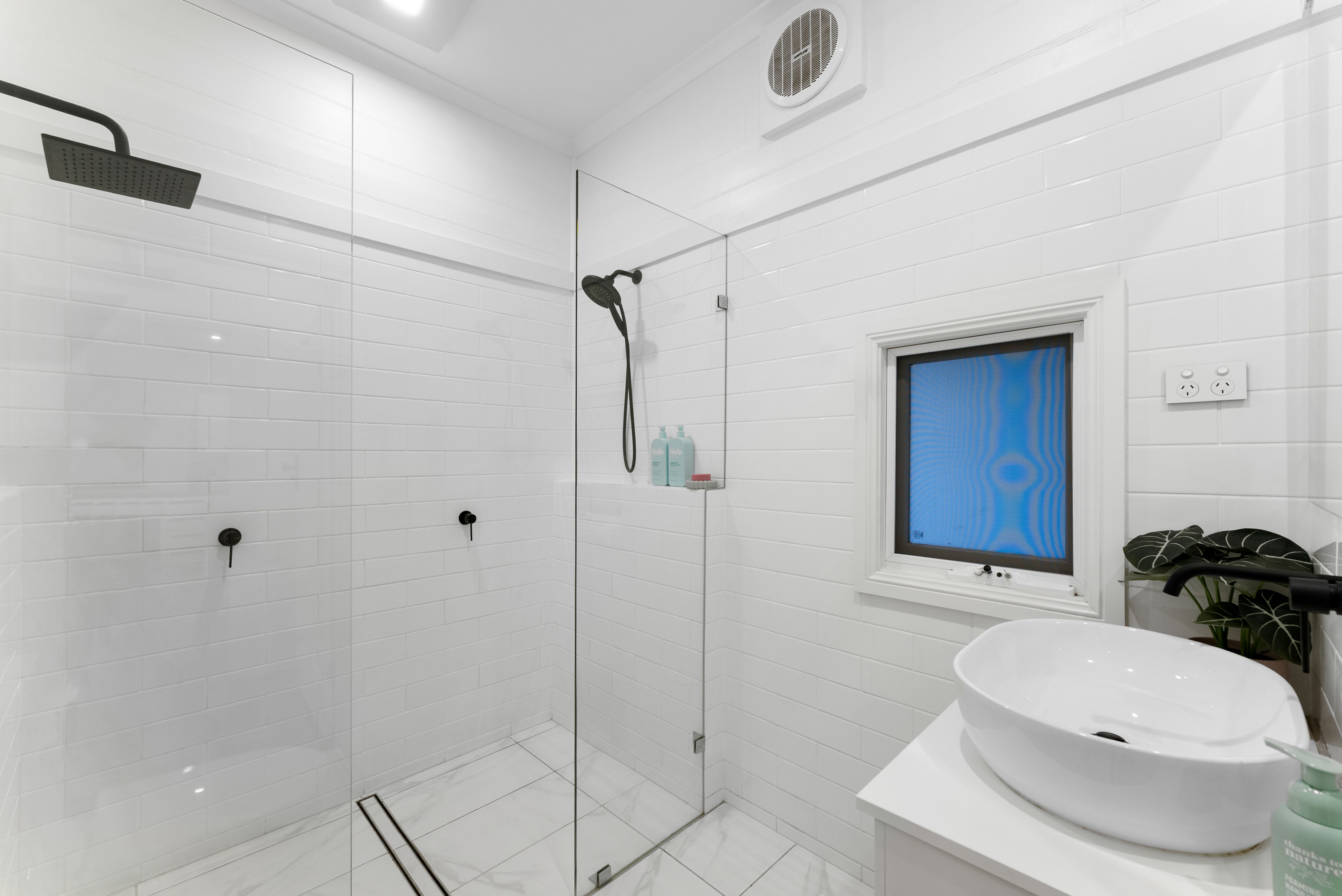 13 Queen Street — photo 10 of 14