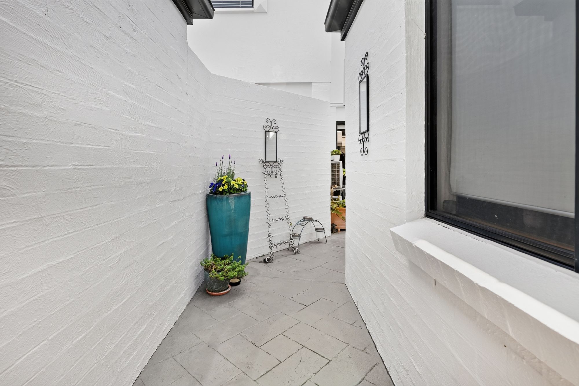 6/1 Bronberg Court — photo 20 of 30