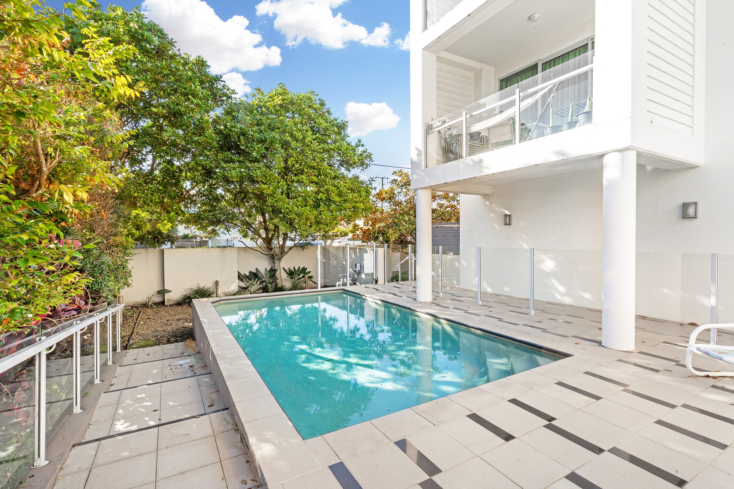 1/2304 Gold Coast Highway, Mermaid Beach, QLD 4218