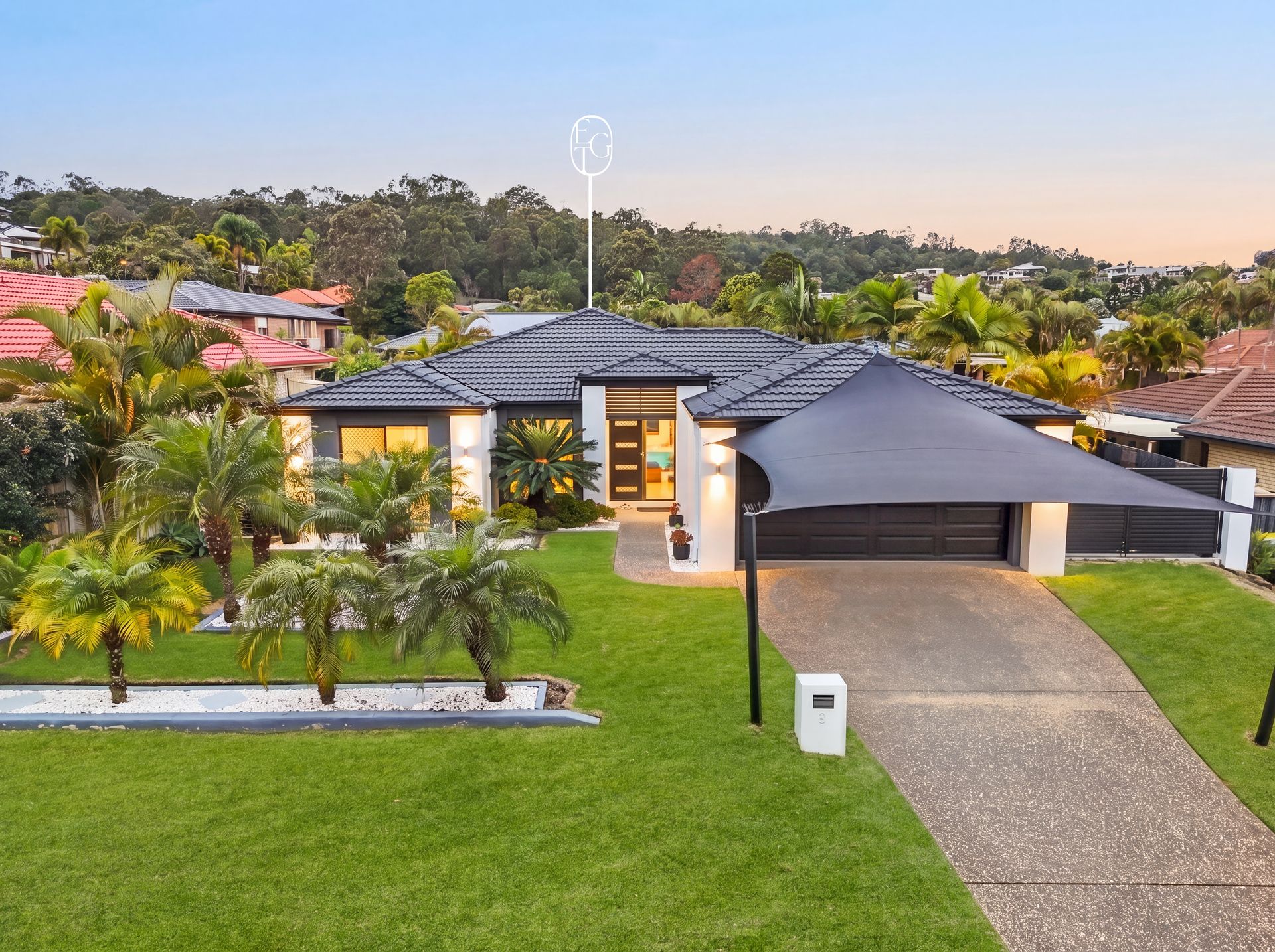 9 Feathertop Crescent, Pacific Pines, QLD 4211