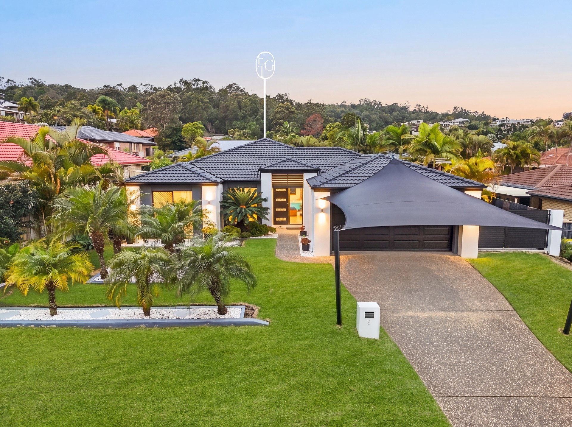 9 Feathertop Crescent, Pacific Pines, QLD 4211