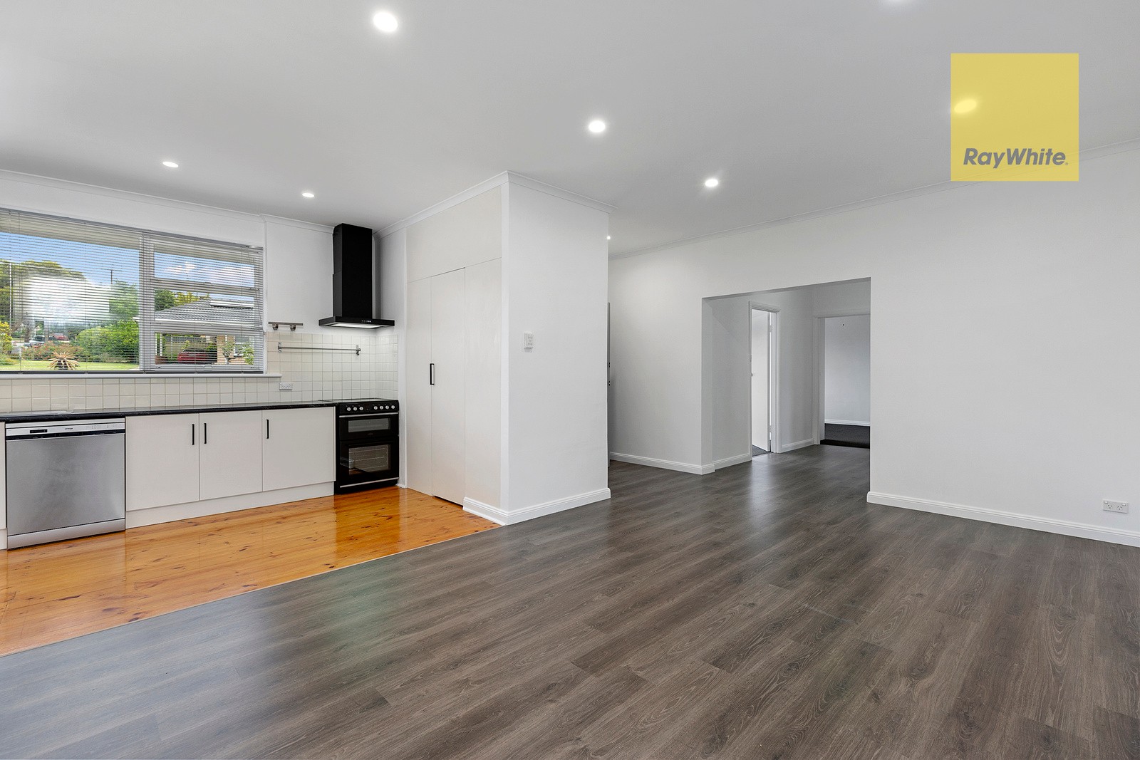 4 Warunda Avenue, Seaview Downs, SA 5049