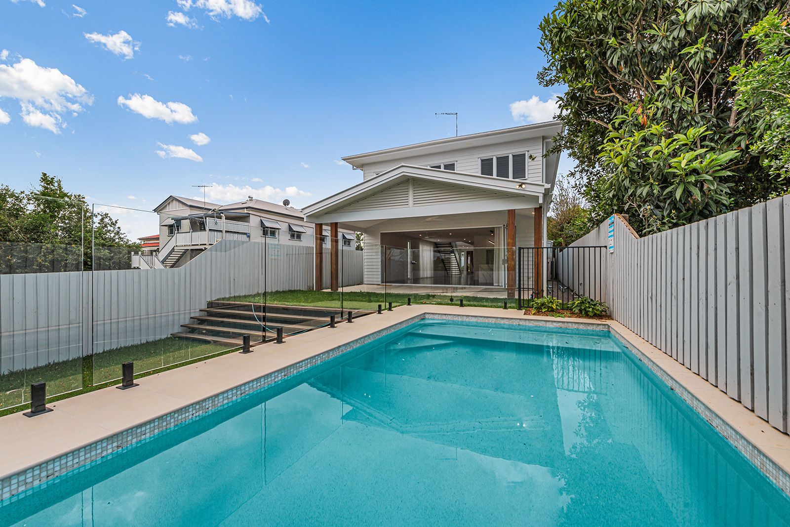 45 Rita Street, Holland Park, QLD 4121