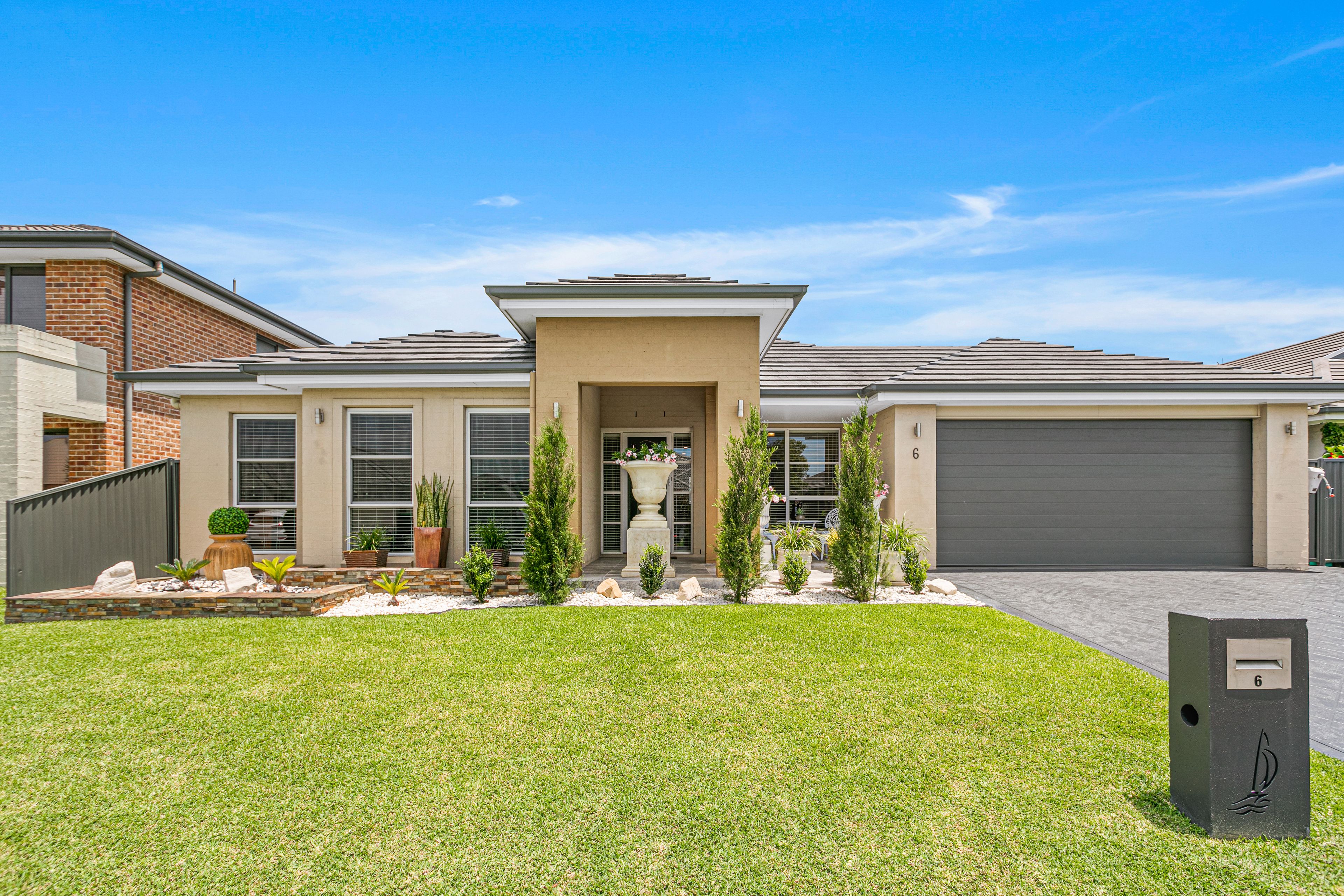 6 Shoreline Avenue, Haywards Bay, NSW 2530 Sold House Ray White