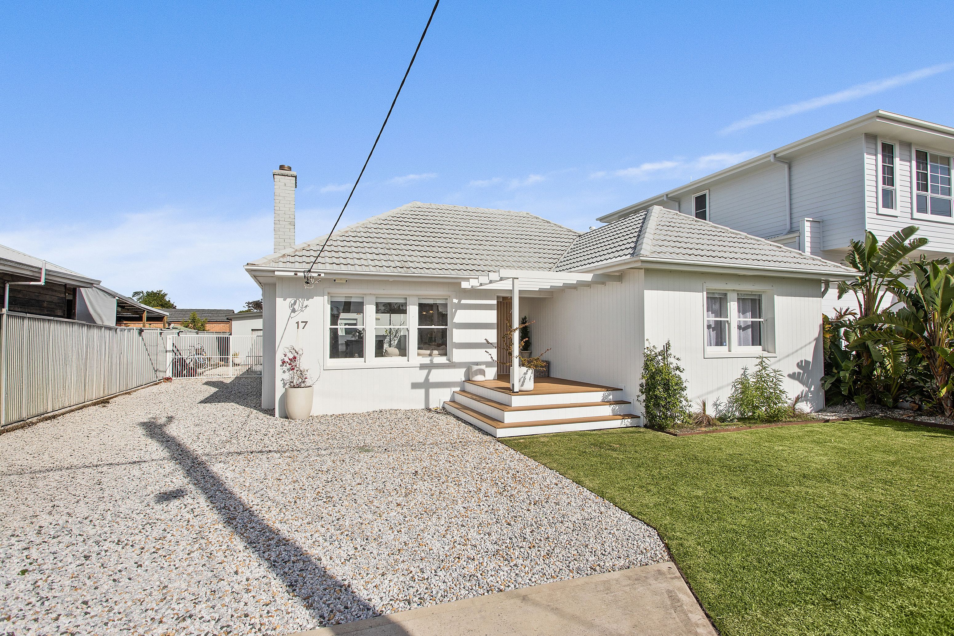 17 Boronia Avenue, Windang NSW 2528
