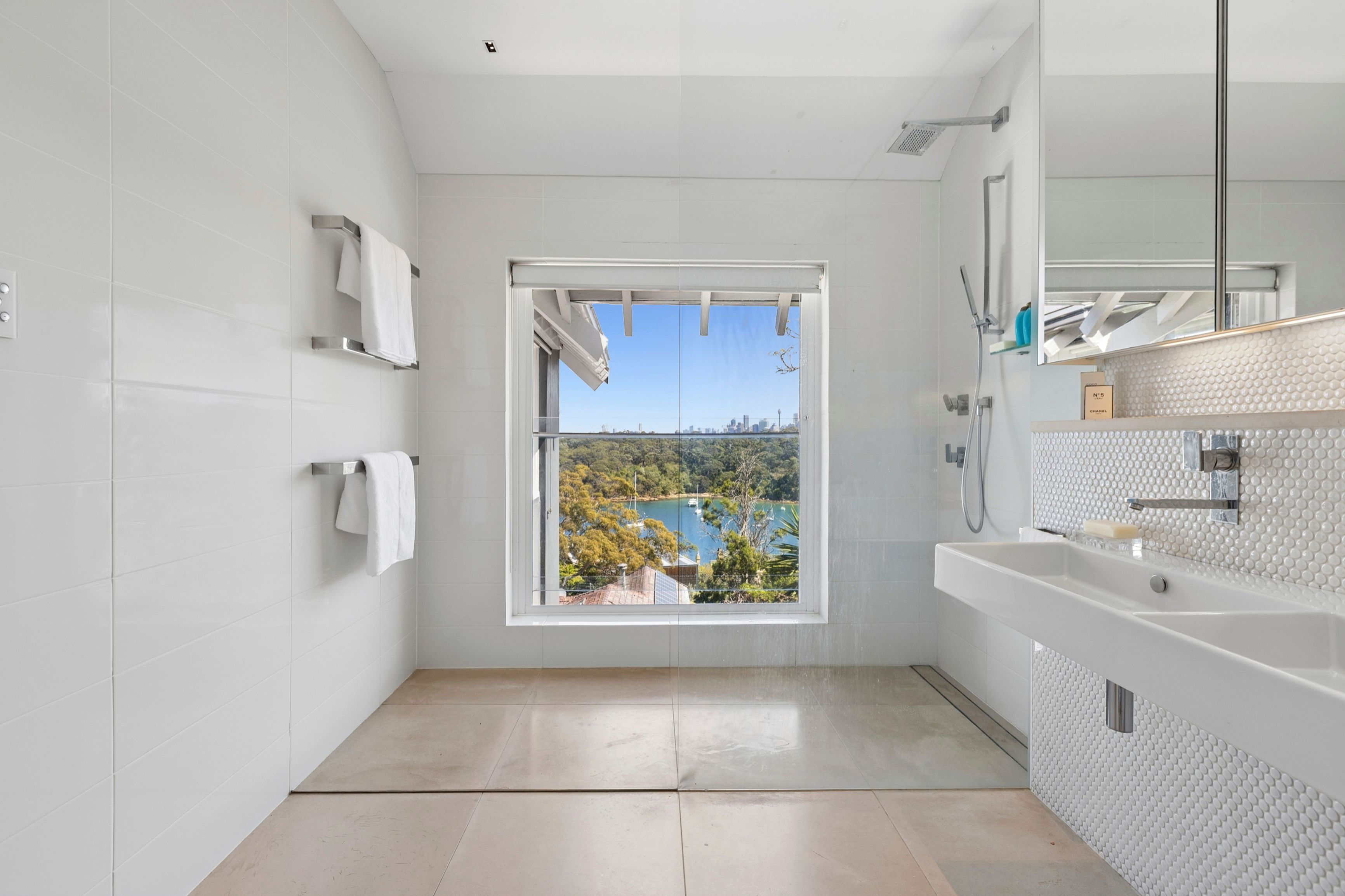10 Kardinia Road — photo 14 of 30