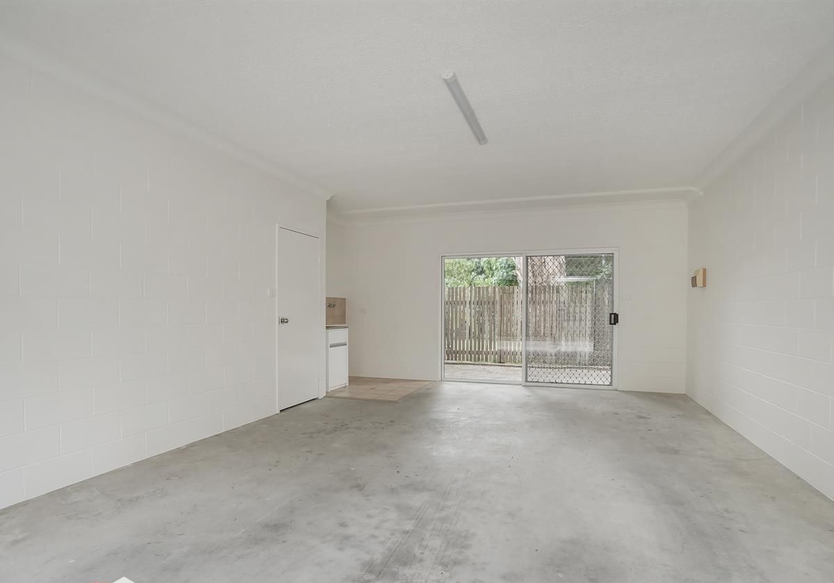 6/35 Macnamara Street — photo 6 of 7