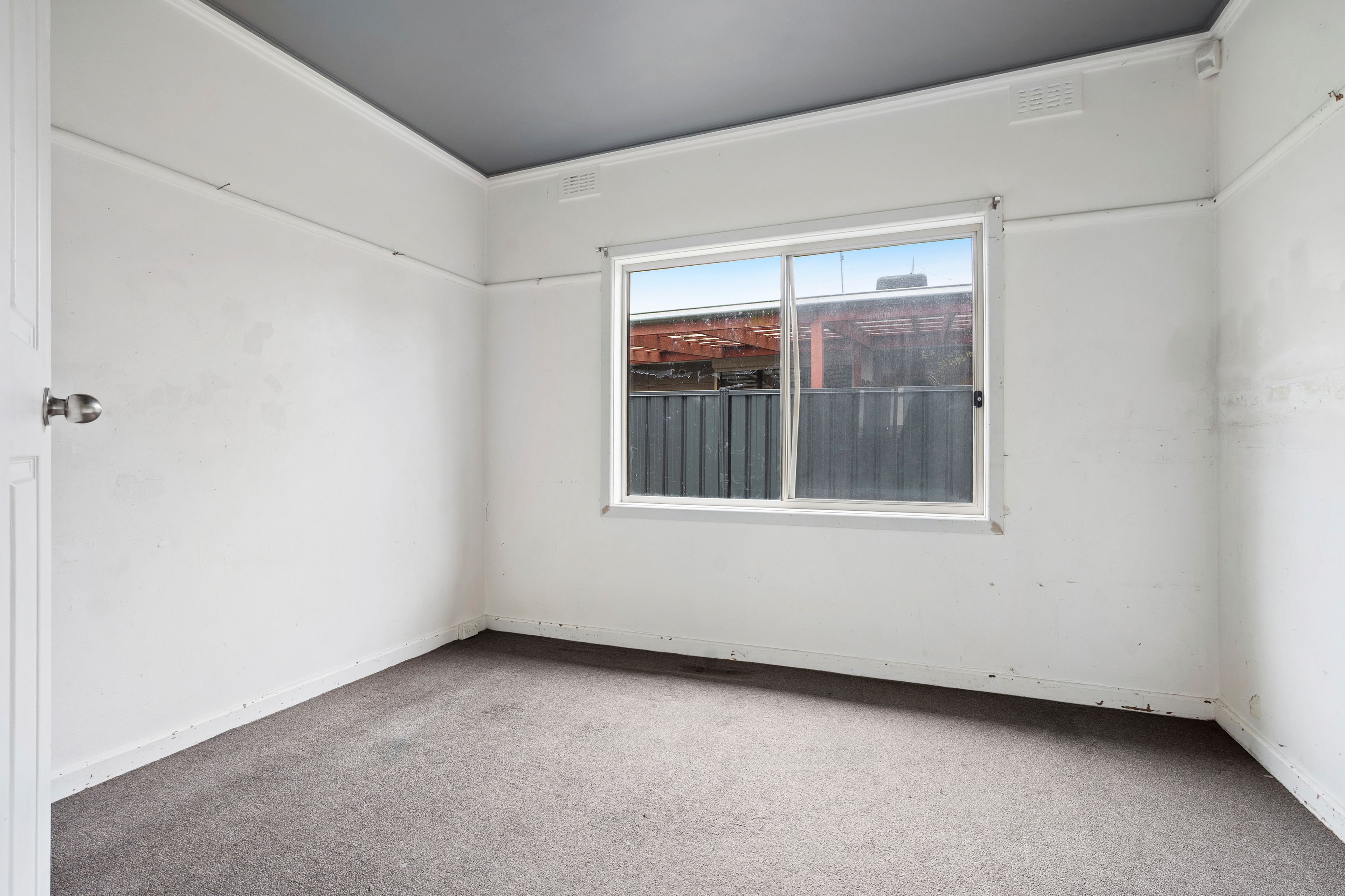 66 Alkira Avenue — photo 9 of 10