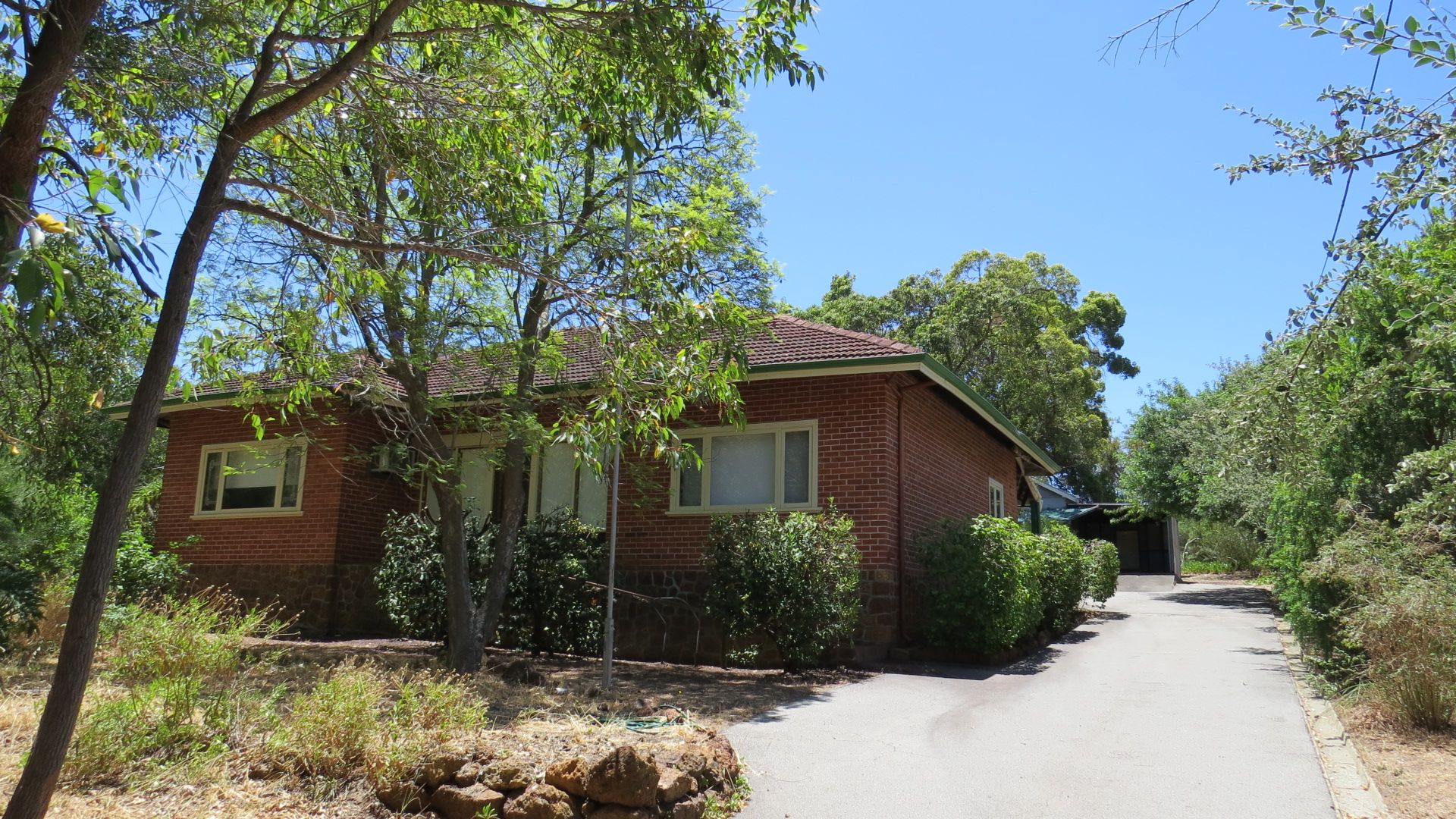 30 Traylen Road, Kalamunda, WA 6076
