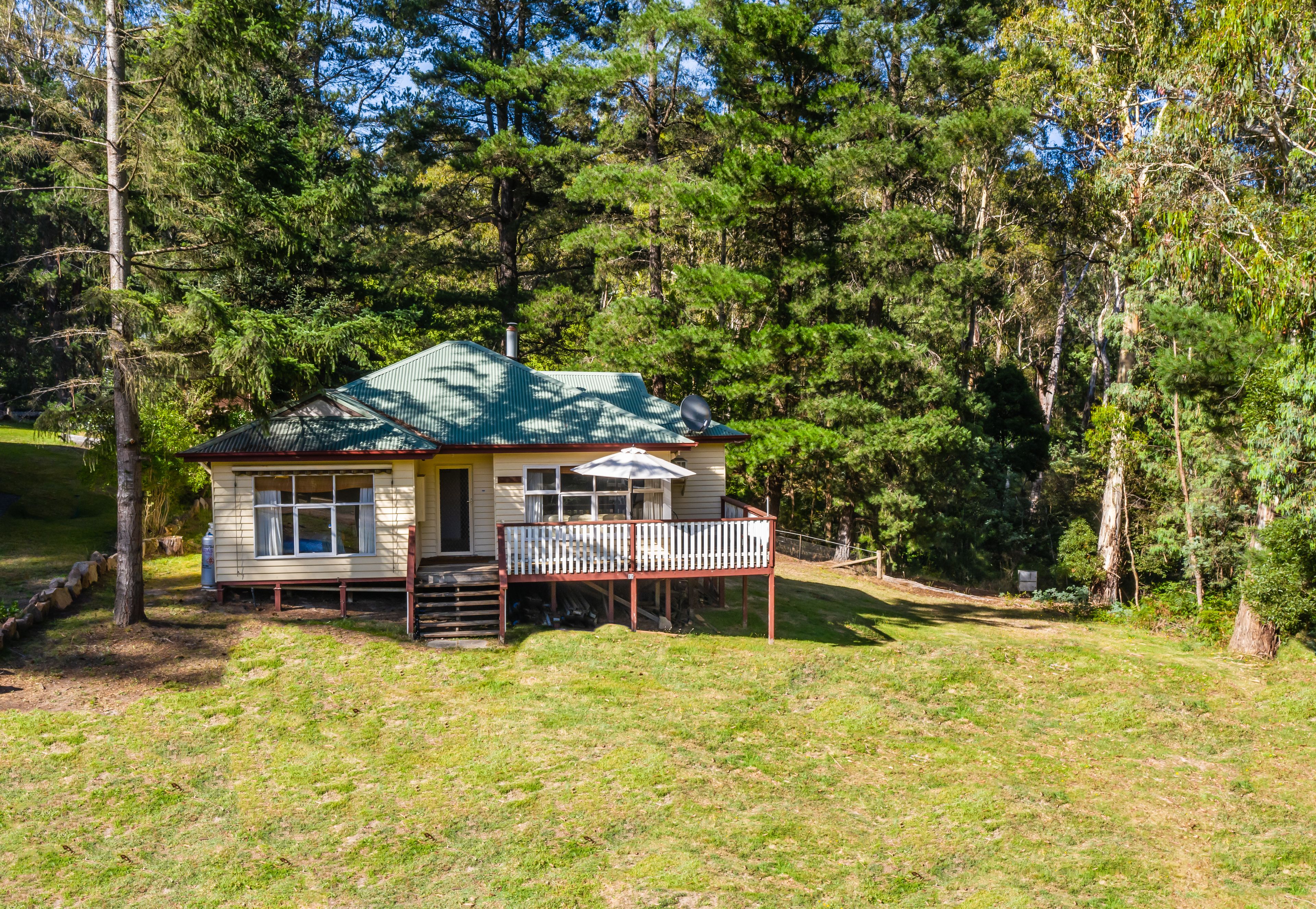 17 Pinnacle Road, Sawmill Settlement VIC 3723