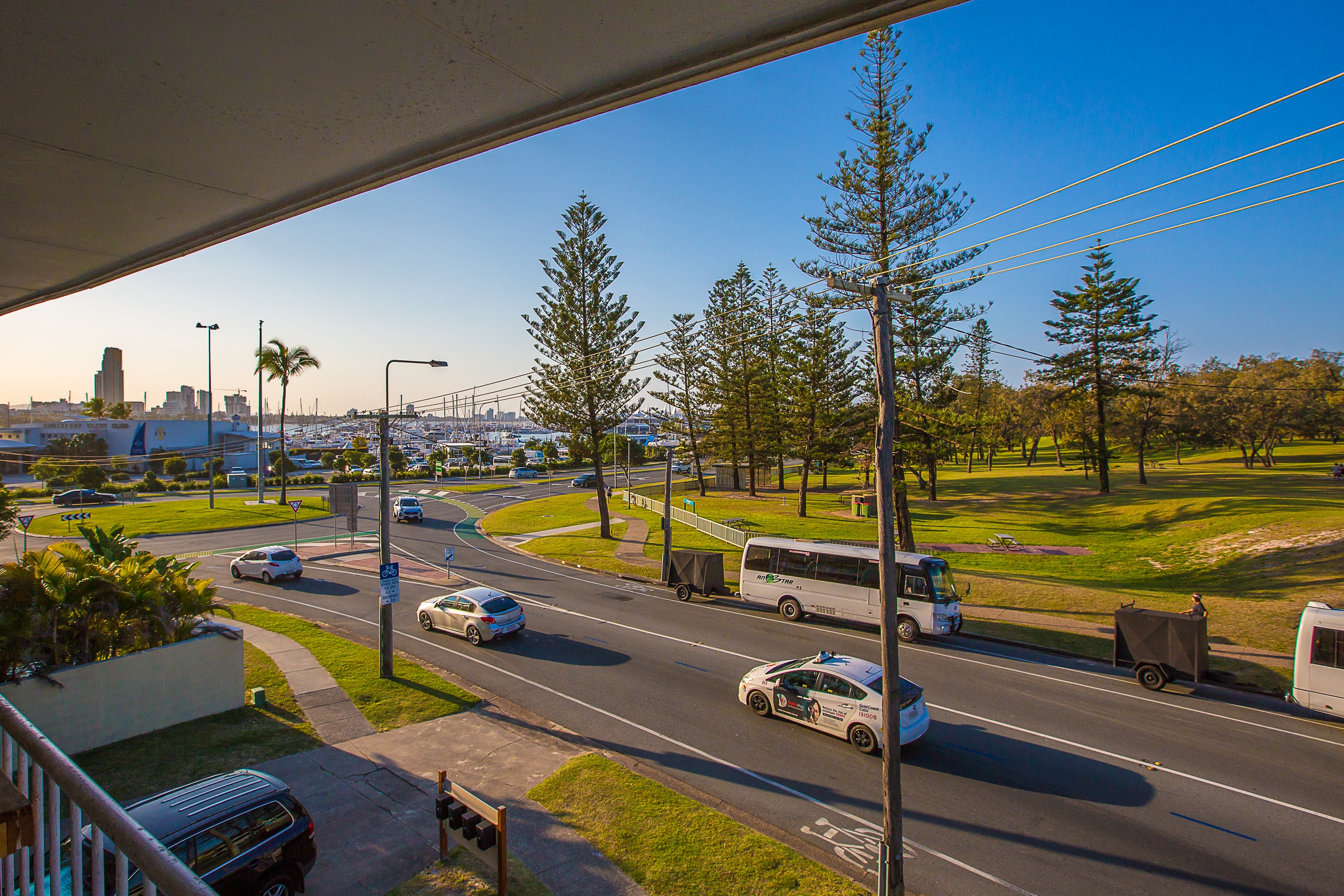 4/2 MacArthur Parade, Main Beach, QLD 4217