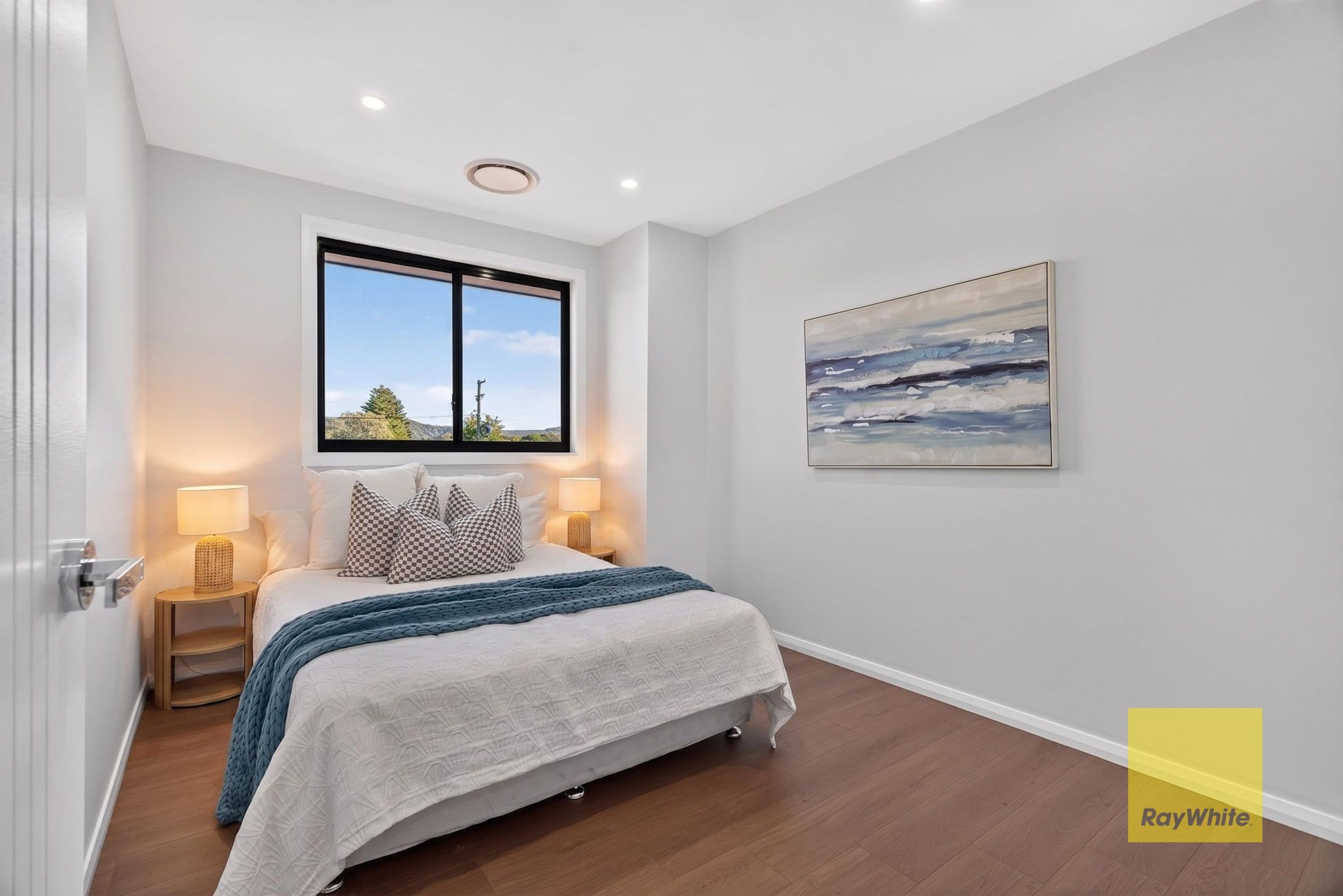 41 Donald Avenue — photo 10 of 28