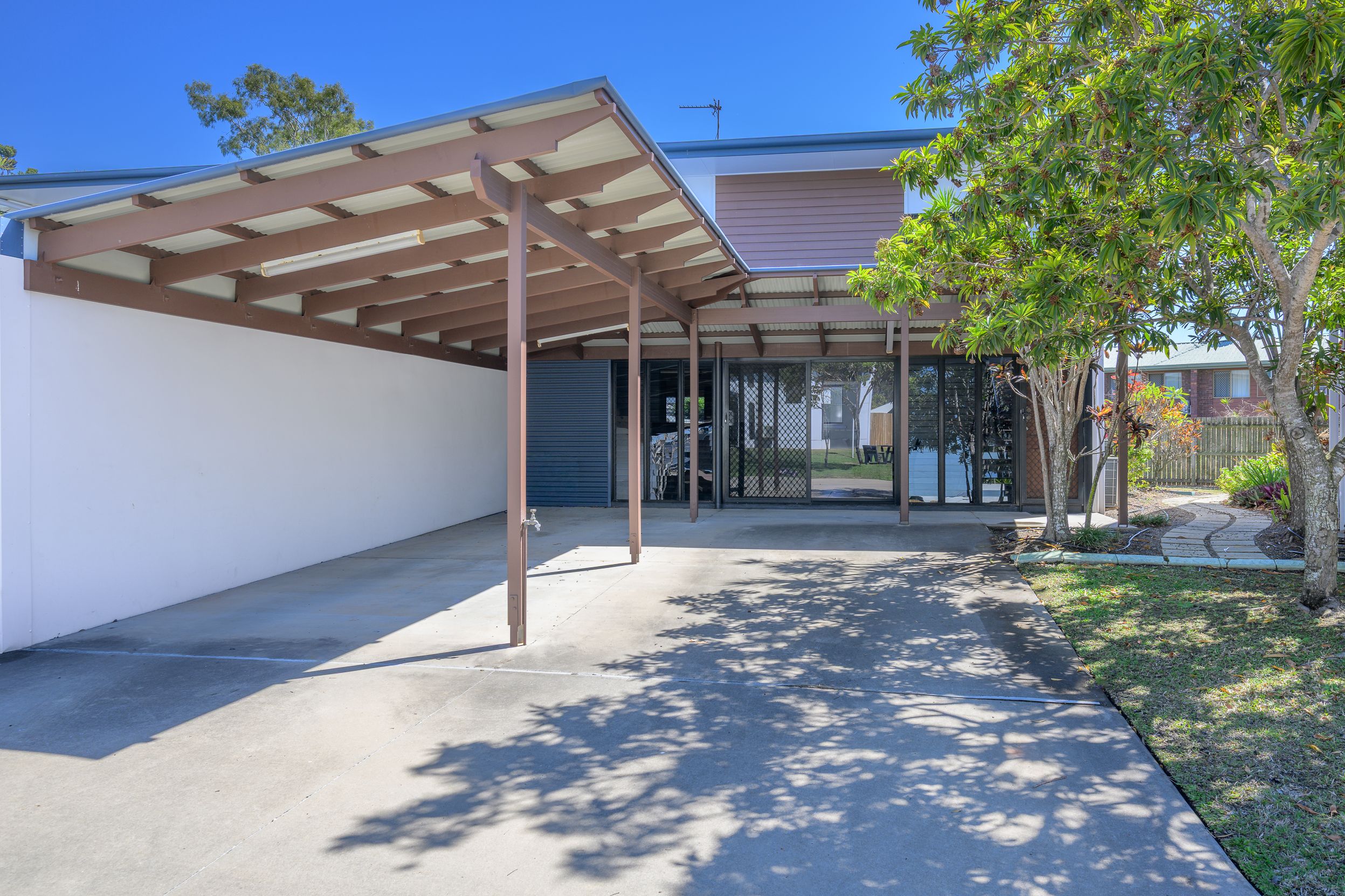 8/34 Marten Street — photo from Ray White Gladstone