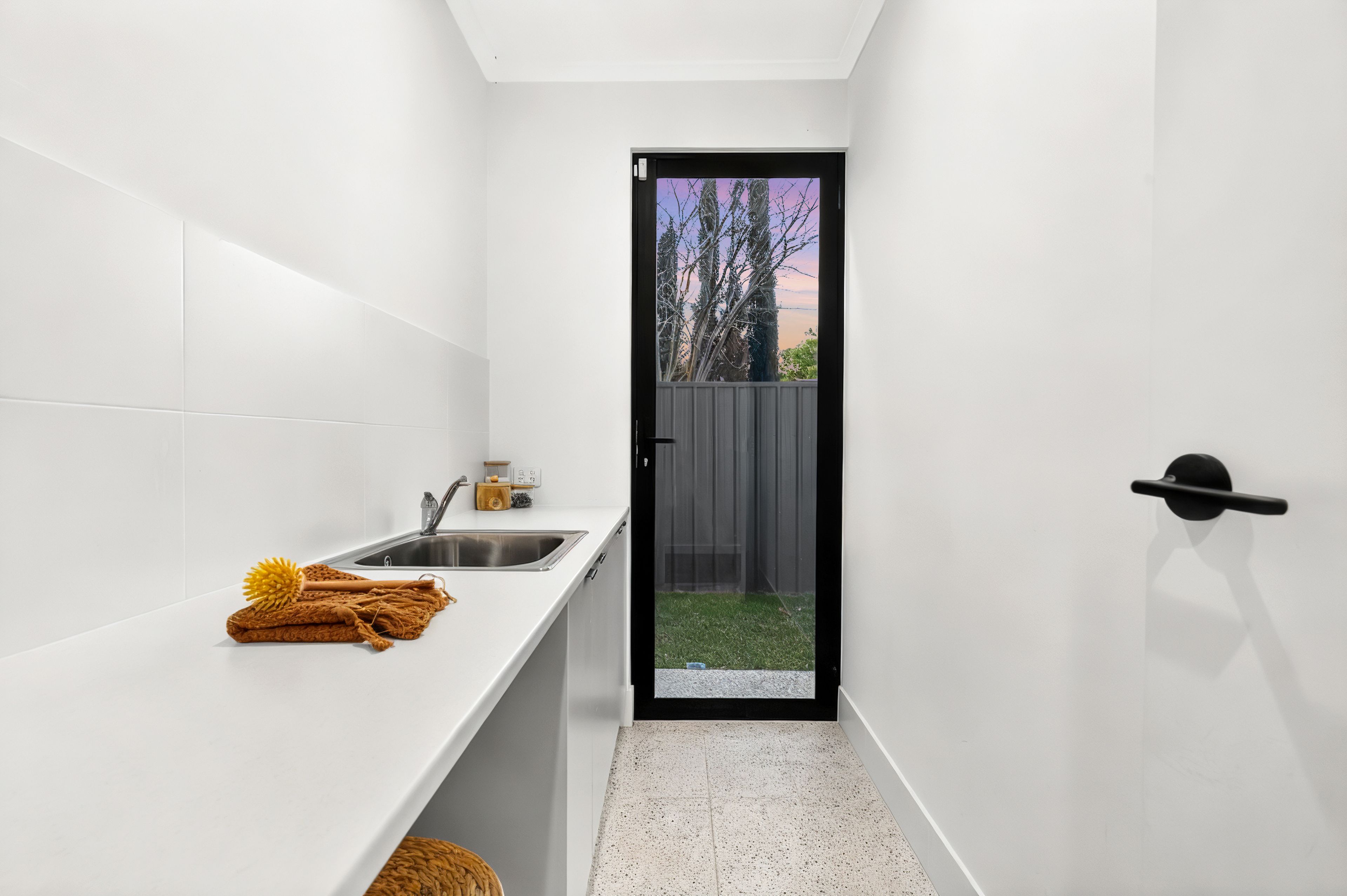 1/51 Cardigan Avenue — photo 6 of 17