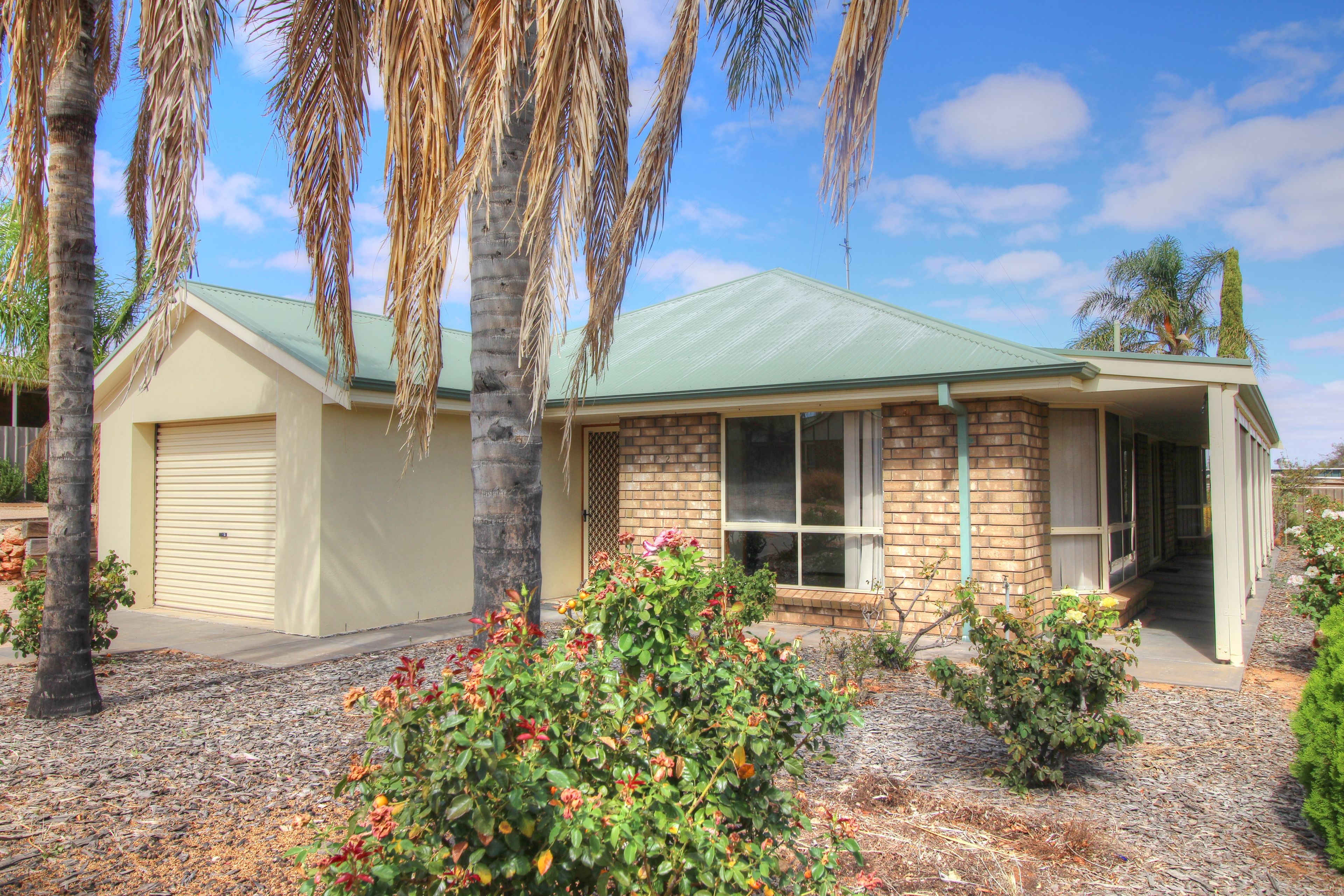 2 Middleton Avenue, Paringa SA 5340