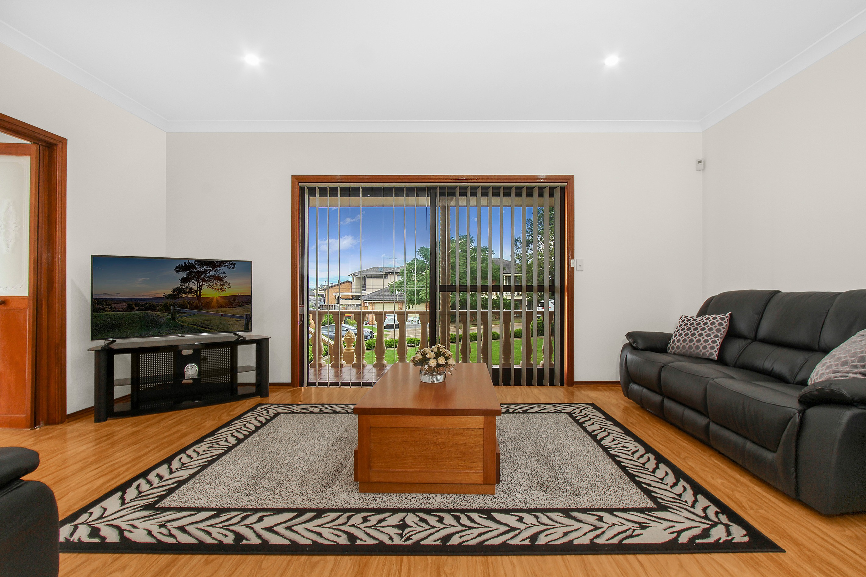 2 Franklin Place, Bossley Park, NSW 2176