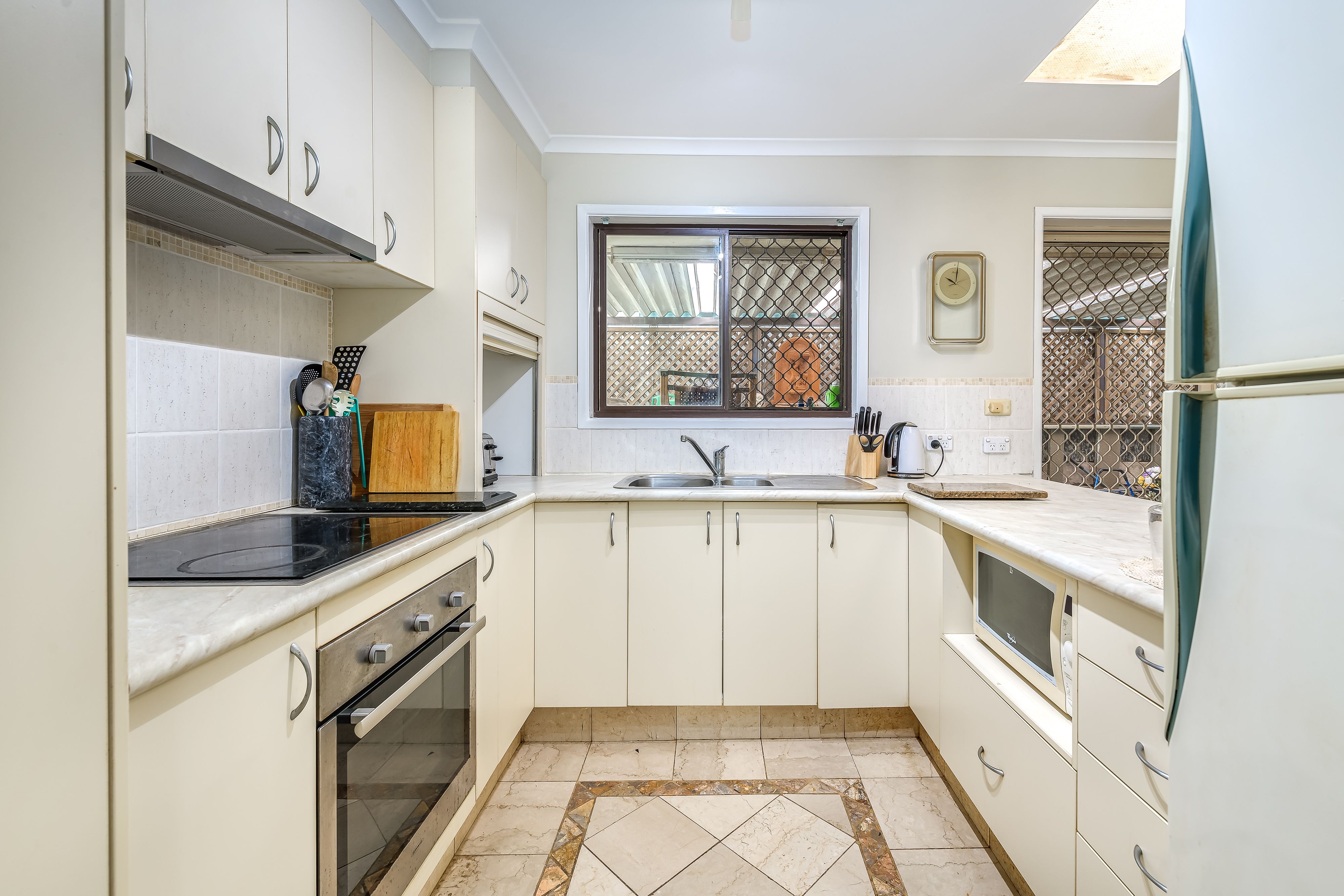 1/3 Melrose Place, Southport, QLD 4215
