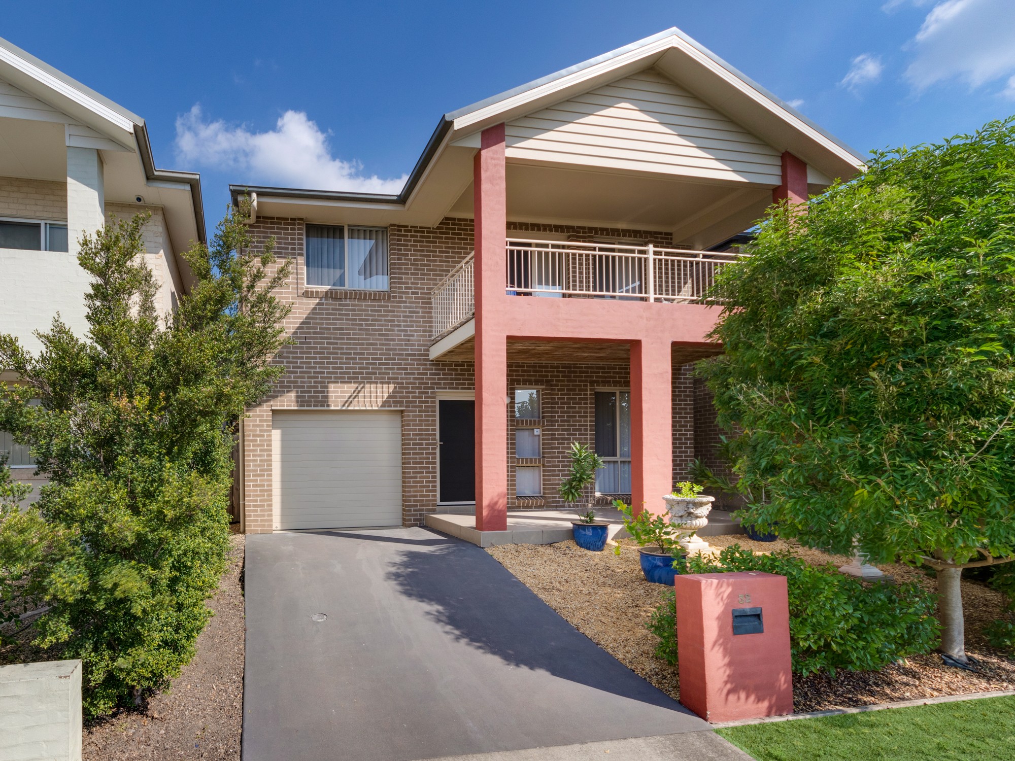 32 Carlton Road, Campbelltown, NSW 2560