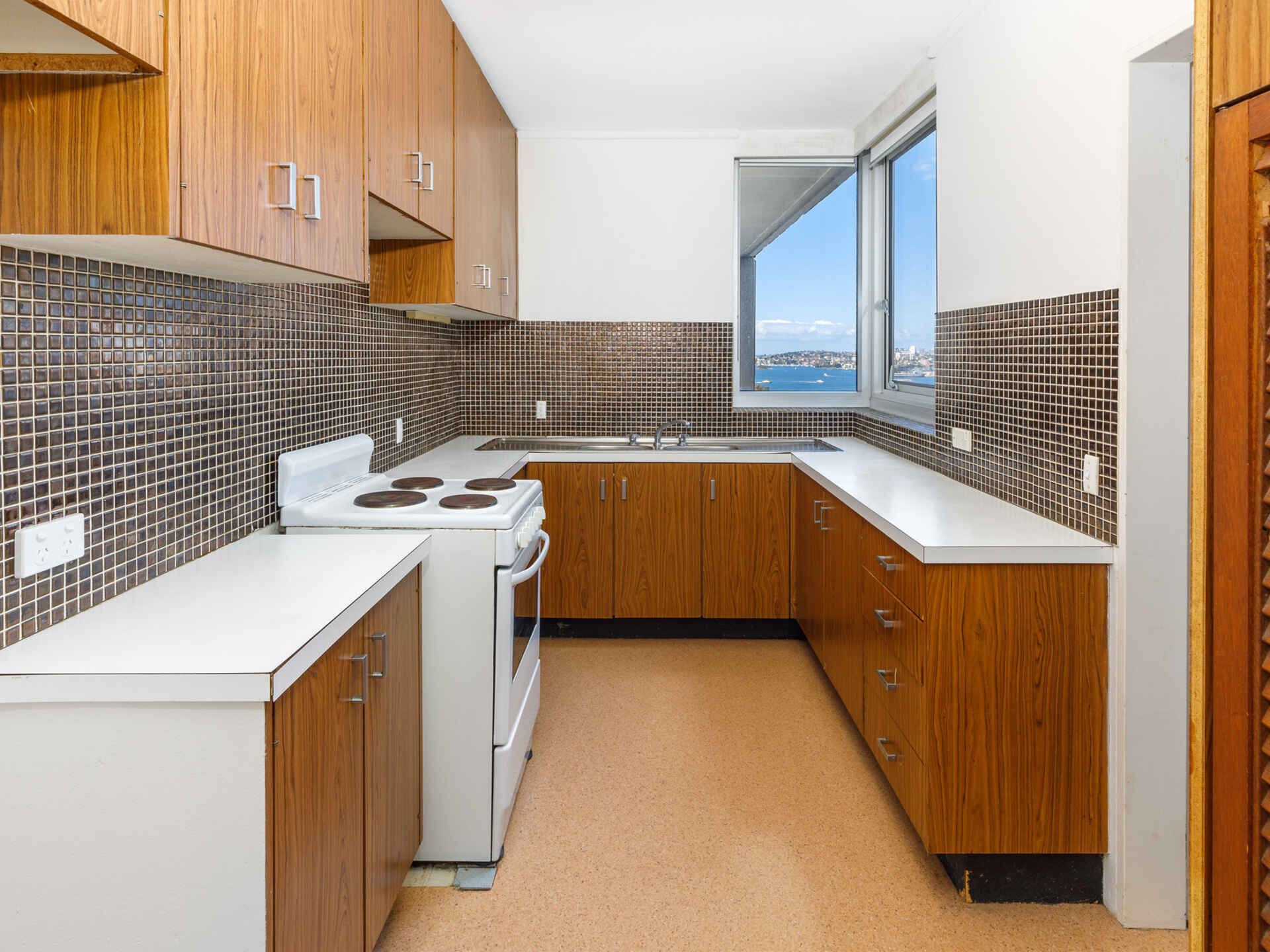 35/95A Ridge Street — photo 4 of 7