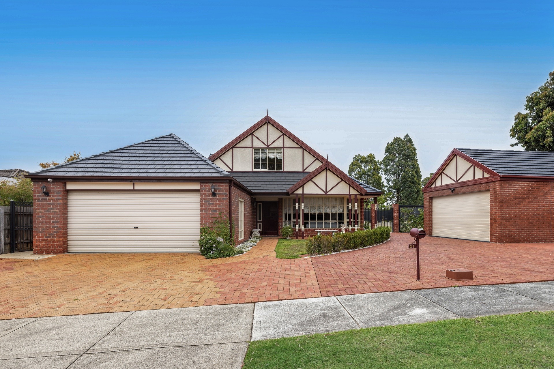 21 Hagen Drive, Berwick, VIC 3806