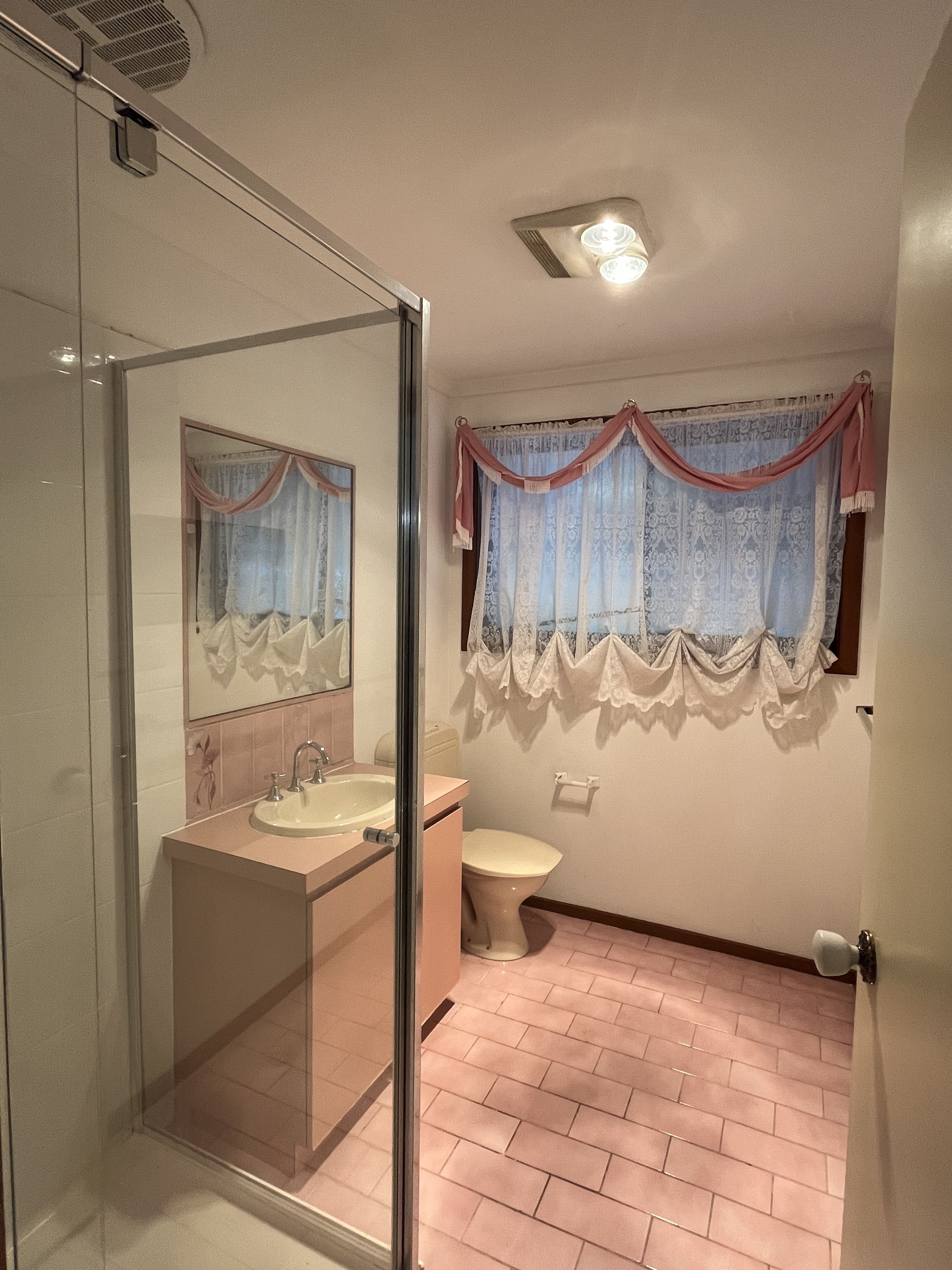7 Lady Penrhyn Avenue — photo 7 of 10