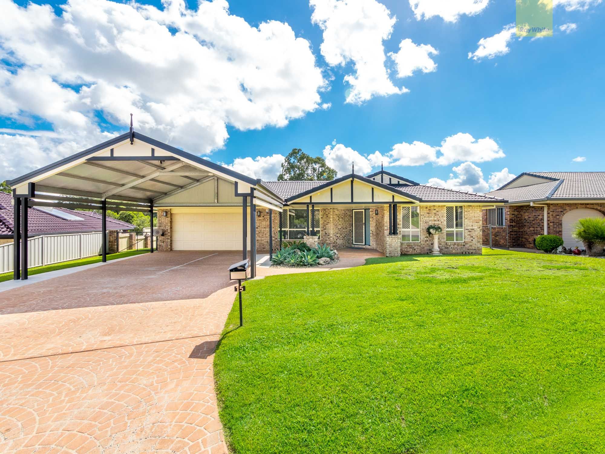 15 Kookaburra Terrace