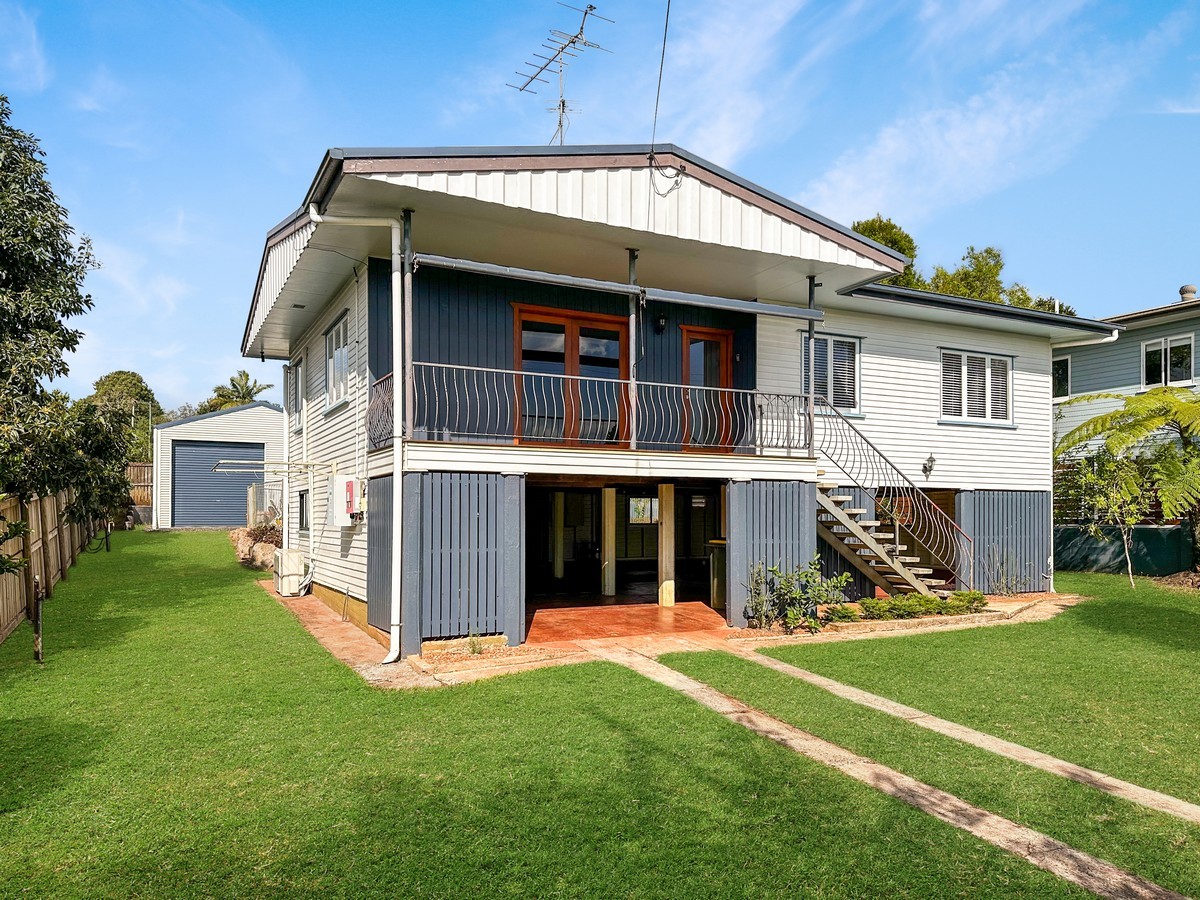 16 Fourth Avenue, Atherton, QLD 4883