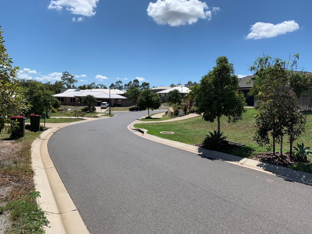 8 Bragg Court, Kirkwood, QLD 4680