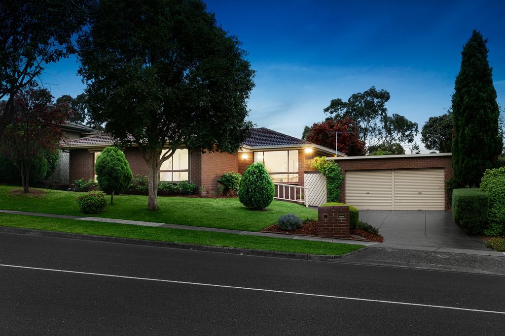 9 Glen Katherine Drive, SAINT HELENA VIC 3088