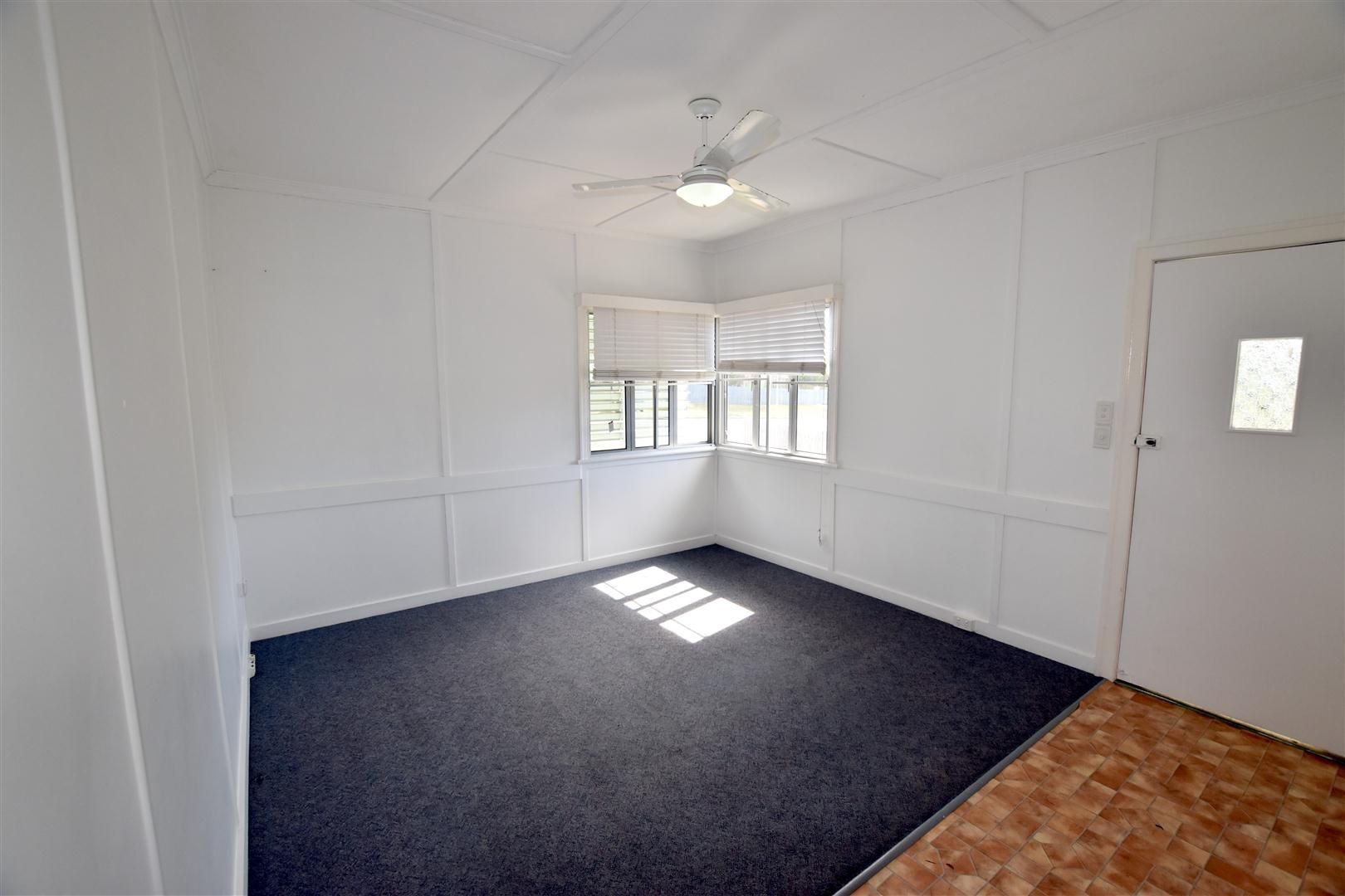 6 Elizabeth Street, South Gladstone, QLD 4680