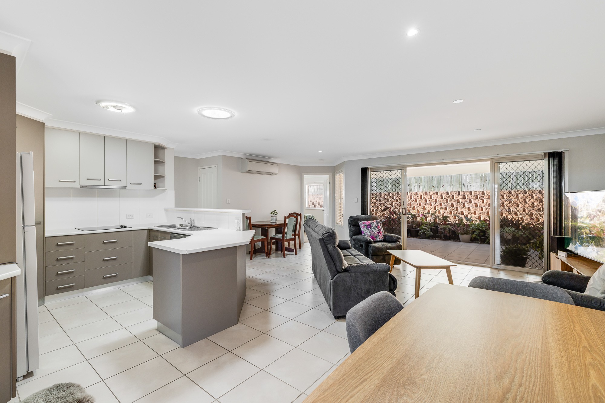 2/125 Platz Street, Darling Heights, QLD 4350