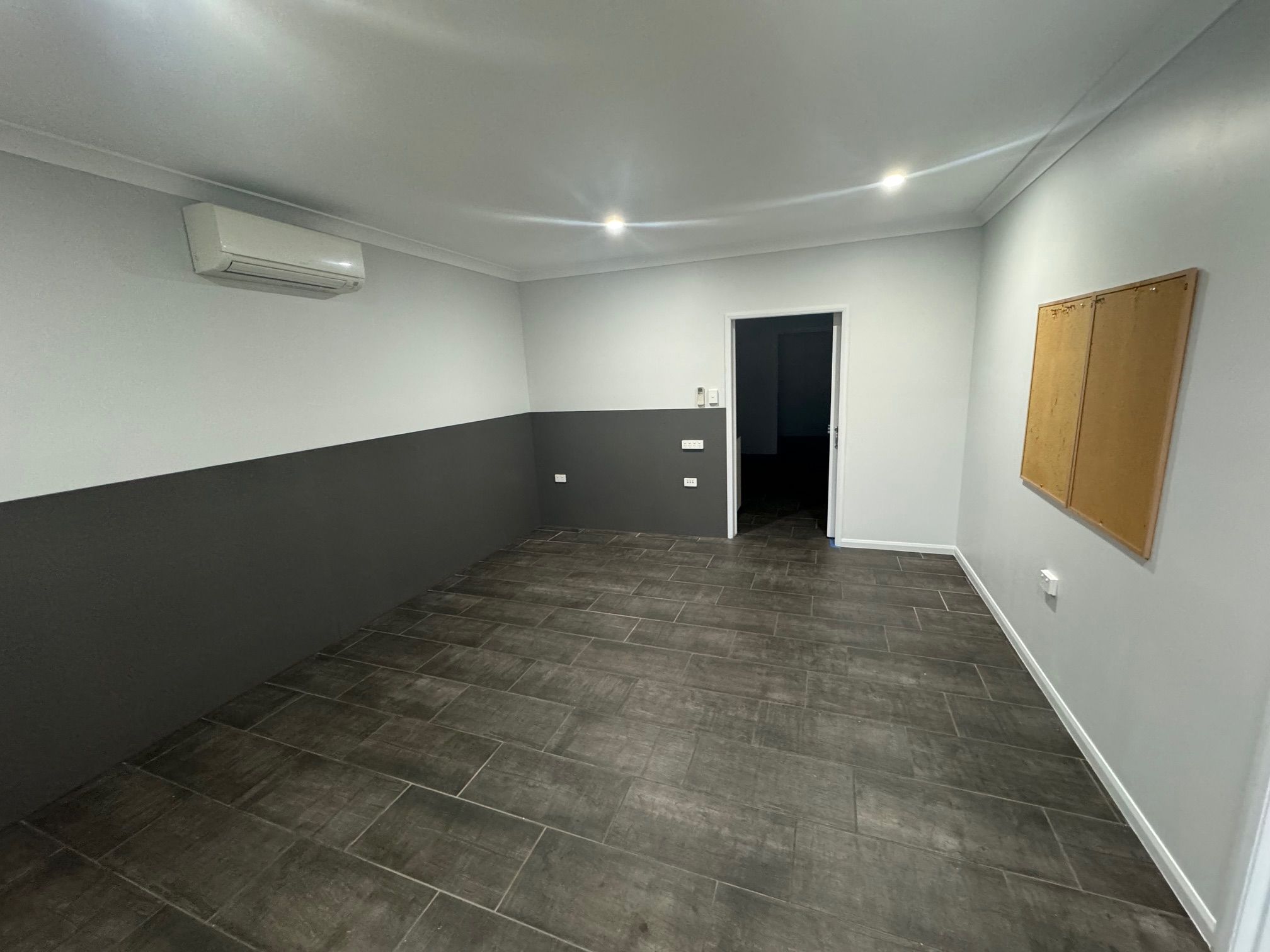 1/11 Carmel Street, Garbutt, QLD 4814