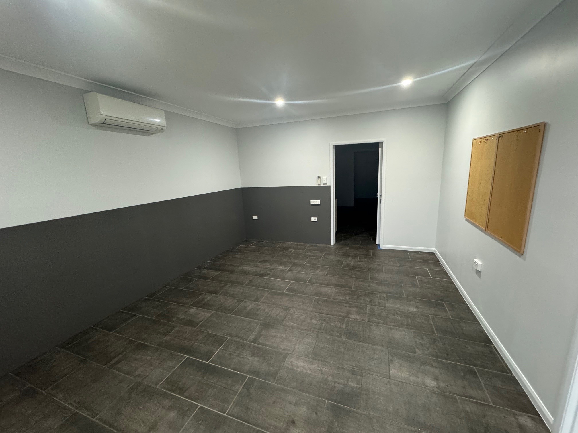 1/11 Carmel Street, Garbutt, QLD 4814