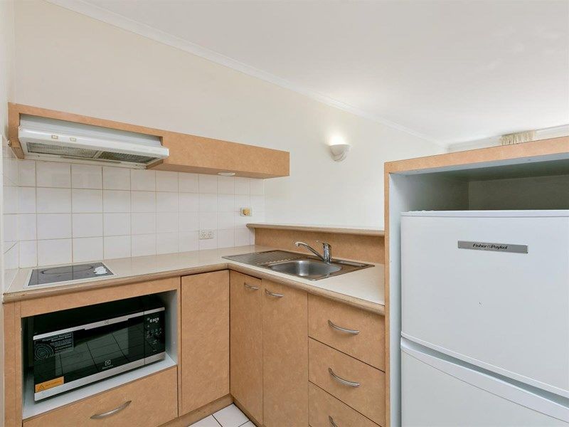 31/62-66 Abbott Street — photo 11 of 14