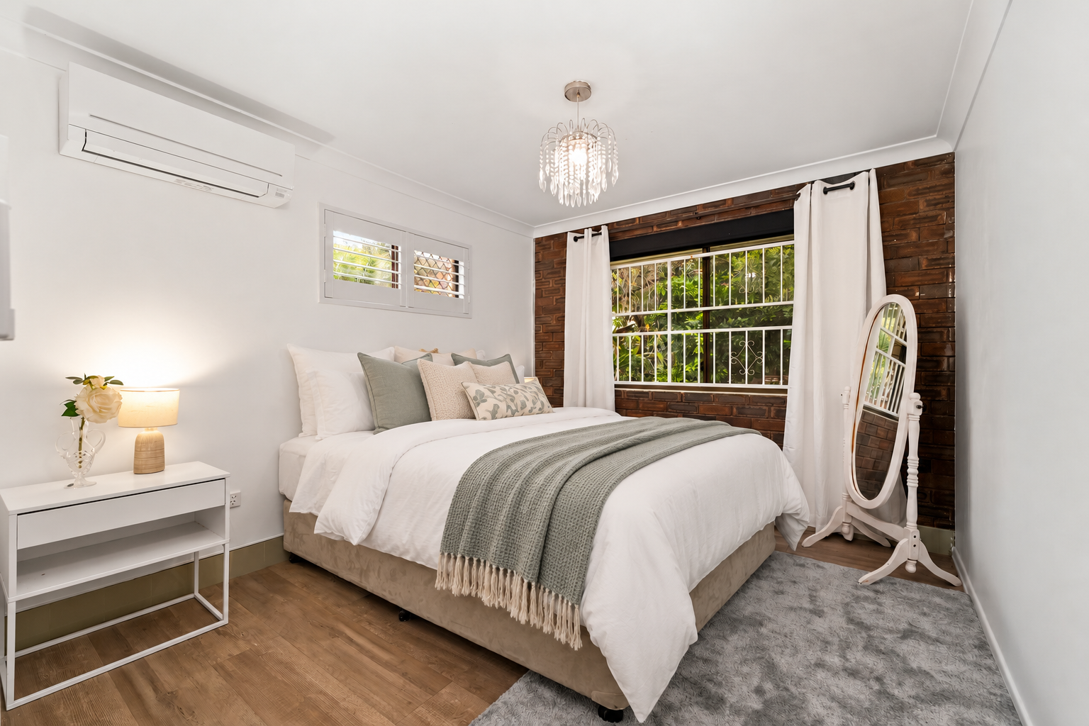 74 Olearia Street West — photo 9 of 13