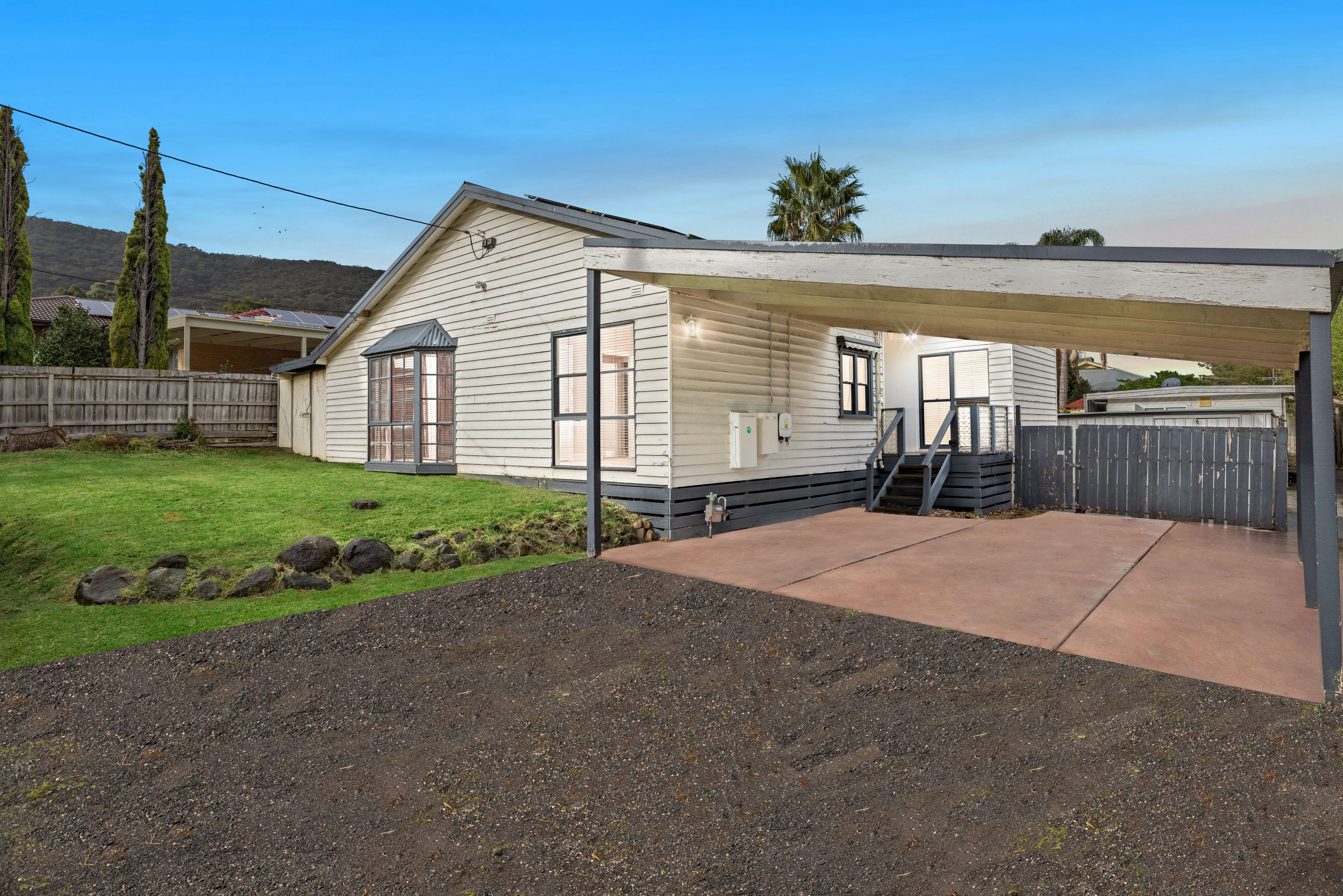 12 Olivebank Road, Ferntree Gully, VIC 3156
