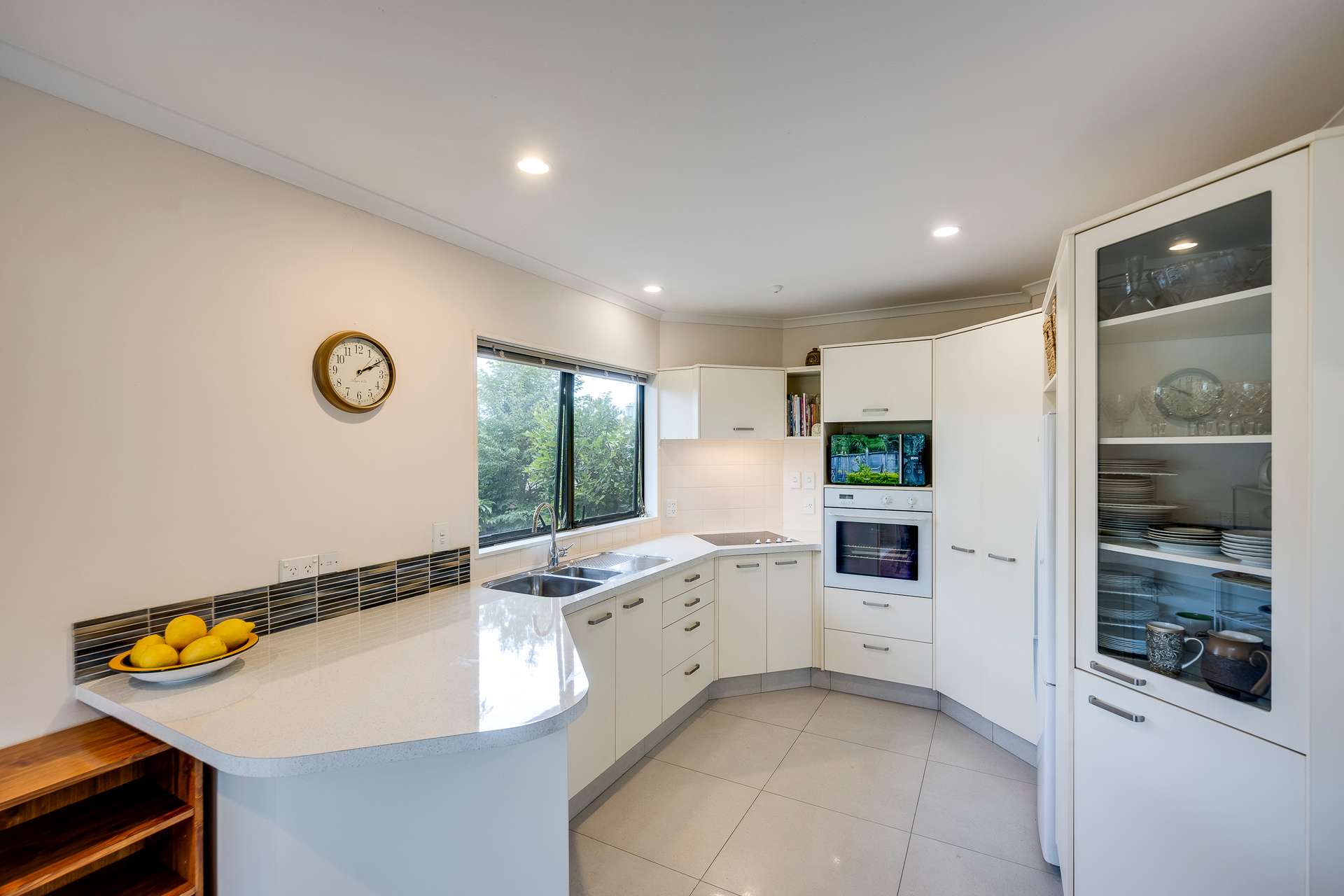 56 Kensington Drive photo 1