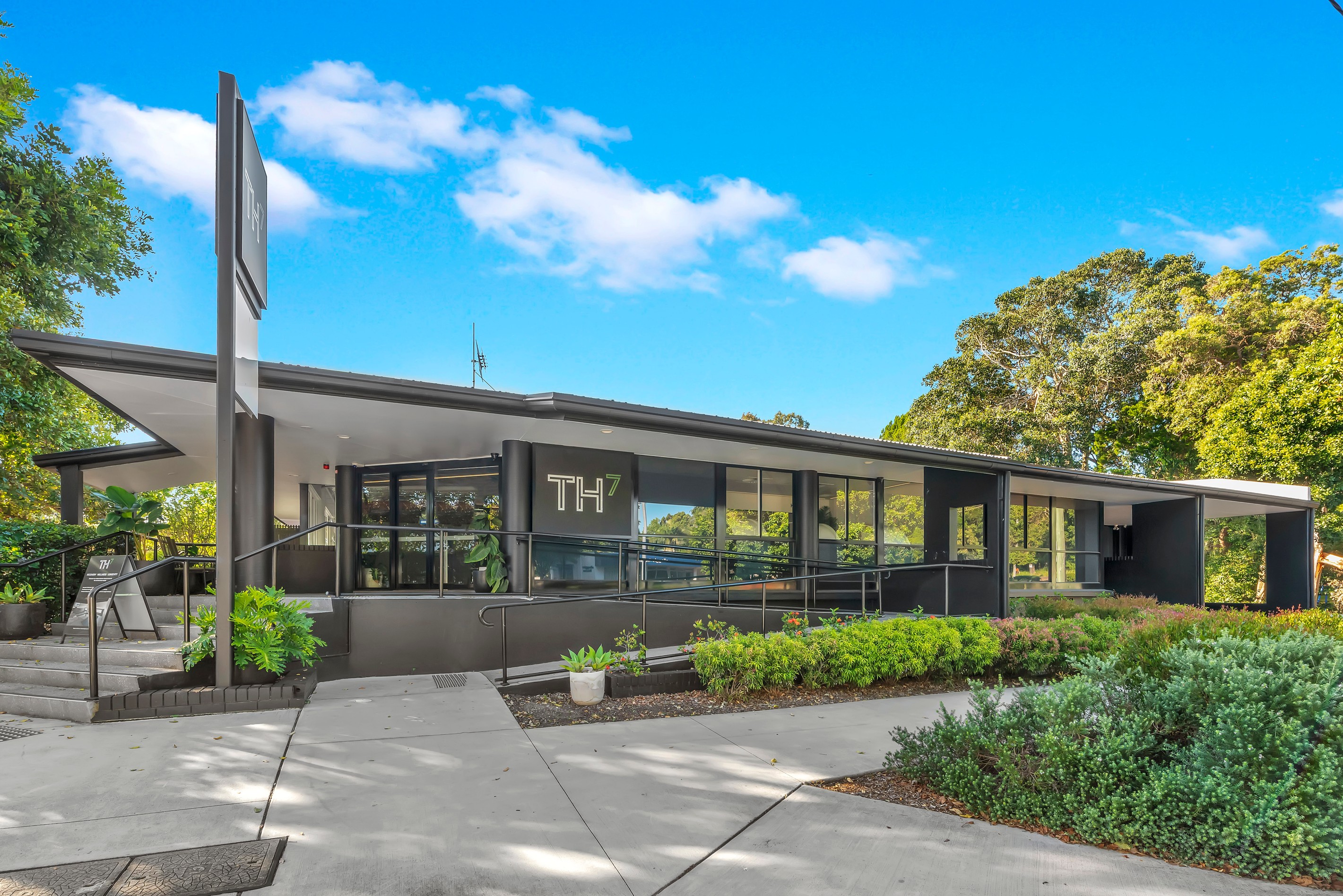 97 Noosa Drive, Noosa Heads, QLD 4567